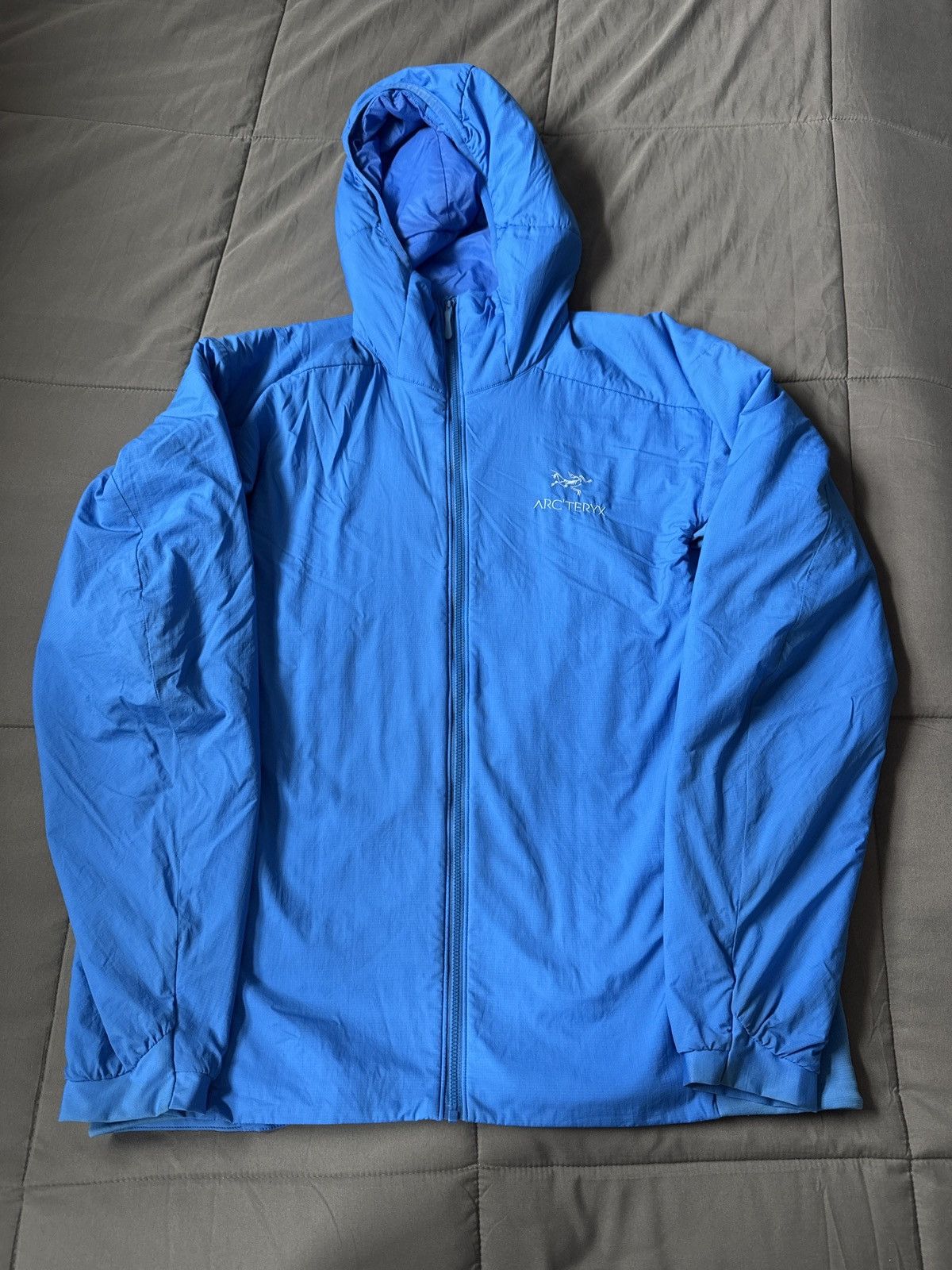 ジャケット・アウター 00s arc'teryx atom lt hoodie Arc'teryx Atom LT Hoodie REVIEW - SnowBrains