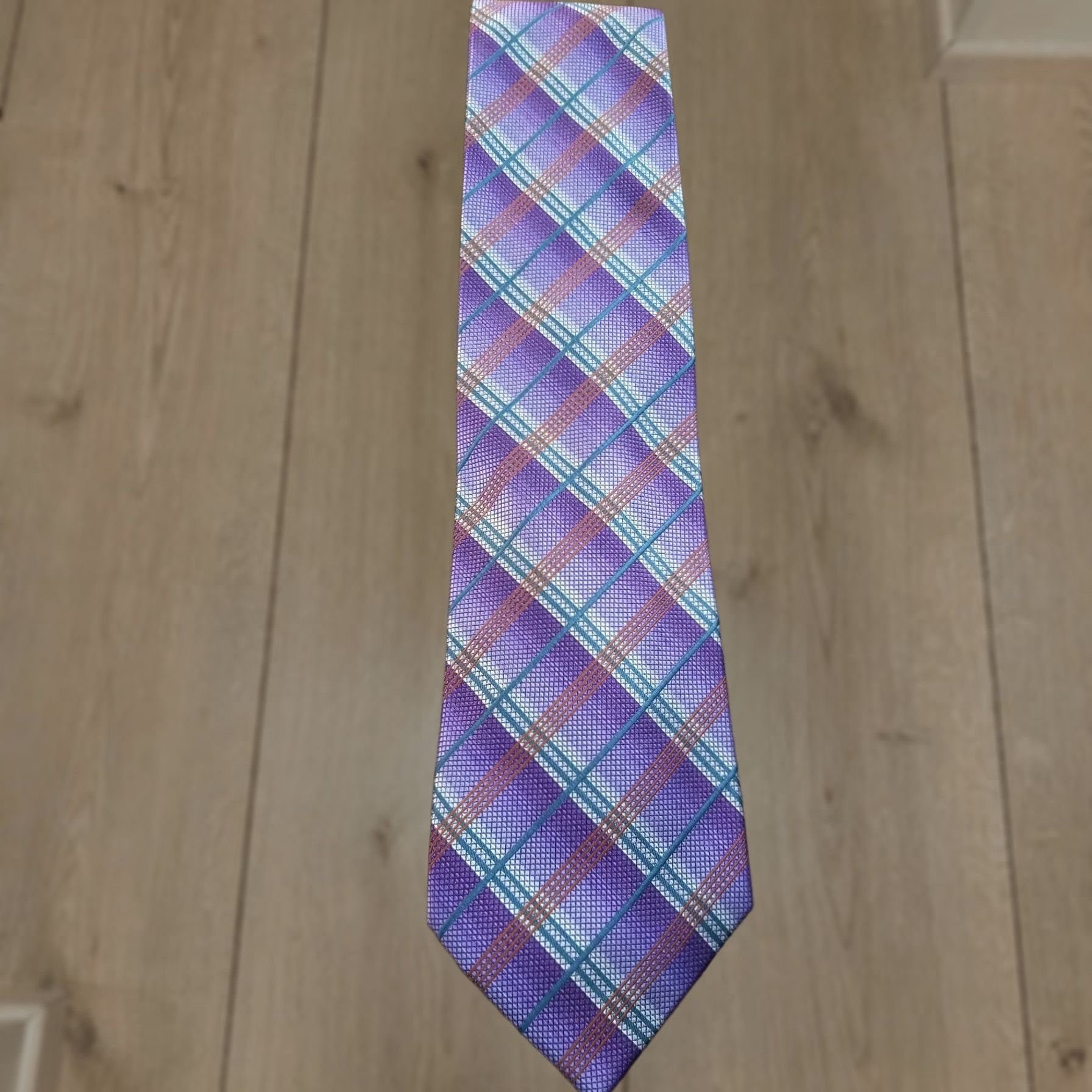Kenneth Cole Kenneth Cole New York Men's 100% Silk Striped Neck Tie Purple Wide Classic 57-60in Tie Mens Size ONE SIZE - 1 Thumbnail