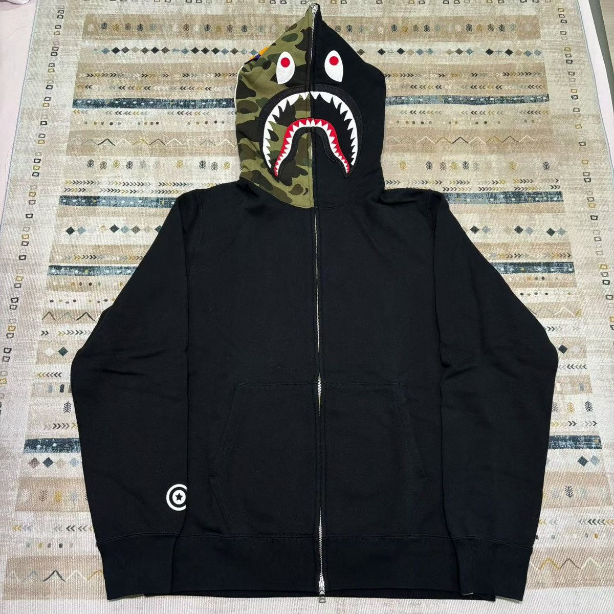 Bape 1ST CAMO SHARK FULL ZIP HOODIE Size US XL / EU 56 / 4 - 1 Thumbnail
