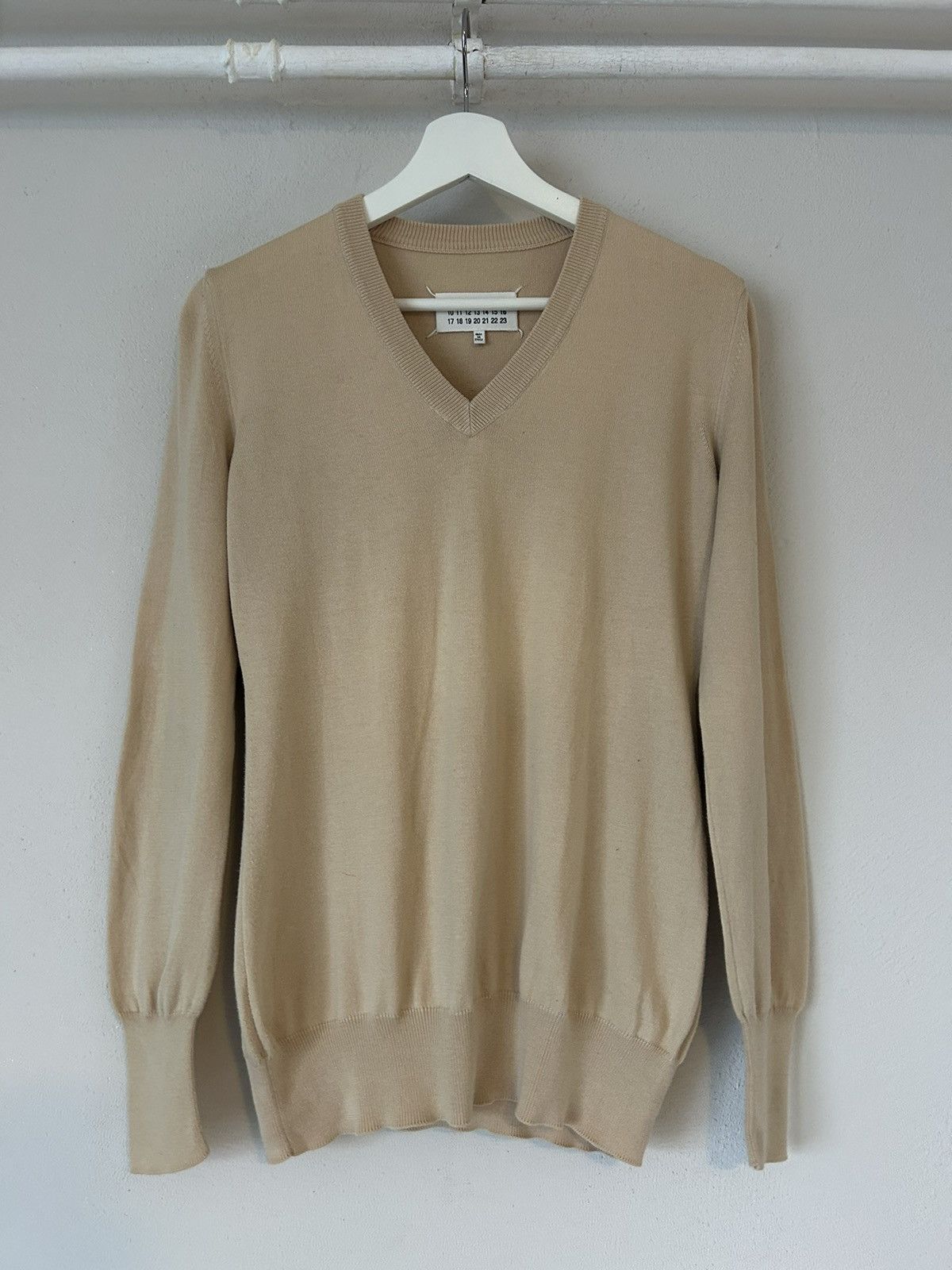 Maison Margiela Cotton Sweater with Suede Elbow Patches Size US S / EU 44-46 / 1 - 1 Thumbnail