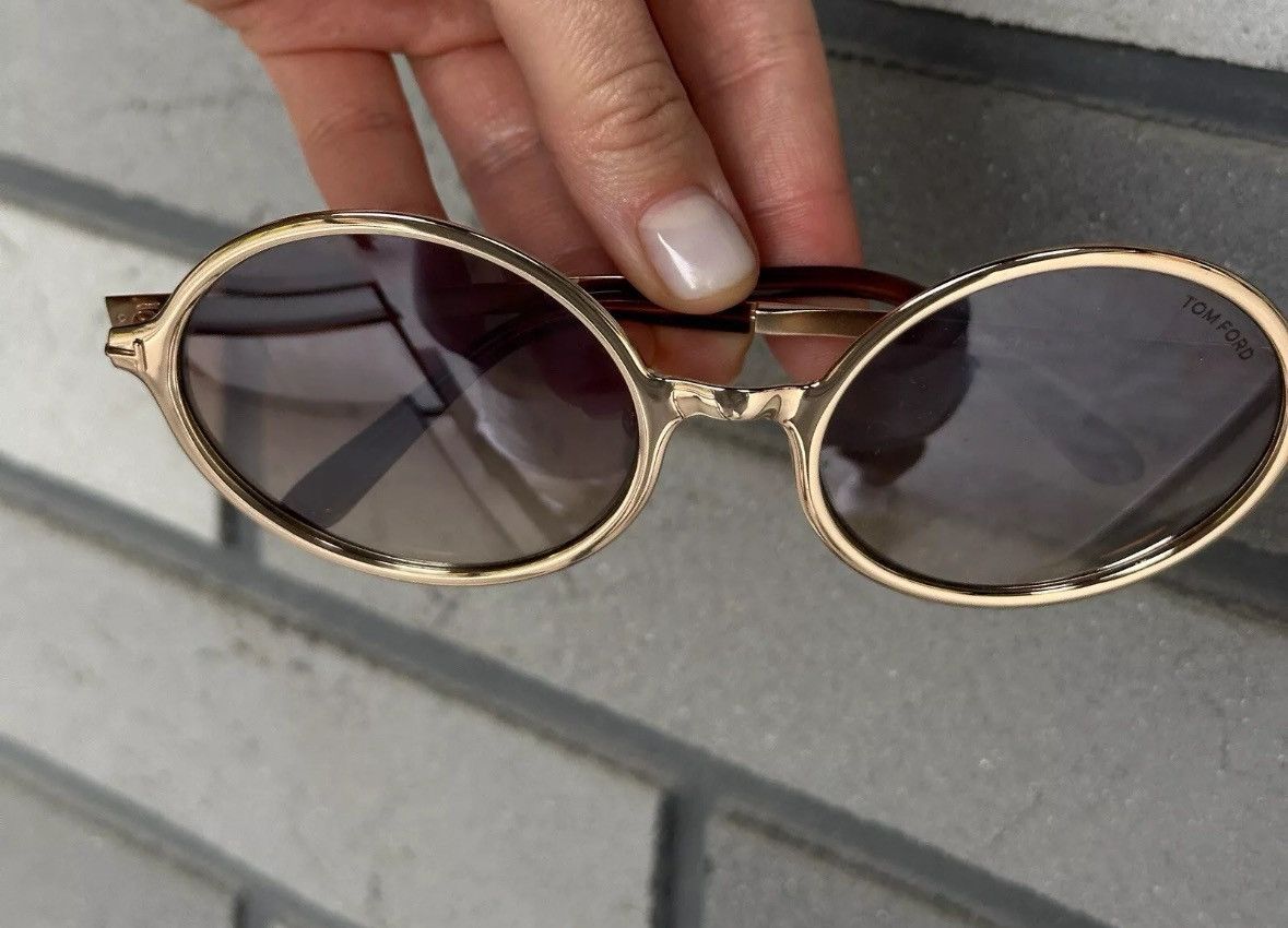 Tom Ford Tom Ford Ava-02 Gold Frame Women’s Round Sunglasses Size ONE SIZE - 17 Thumbnail