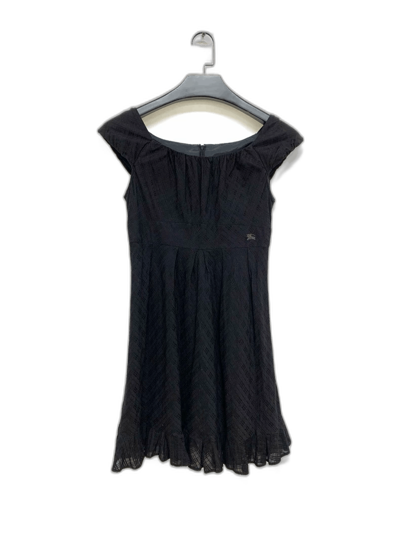 Burberry Burnerry Pleated Dress Size 38 Black Size M / US 6-8 / IT 42-44 - 1 Thumbnail