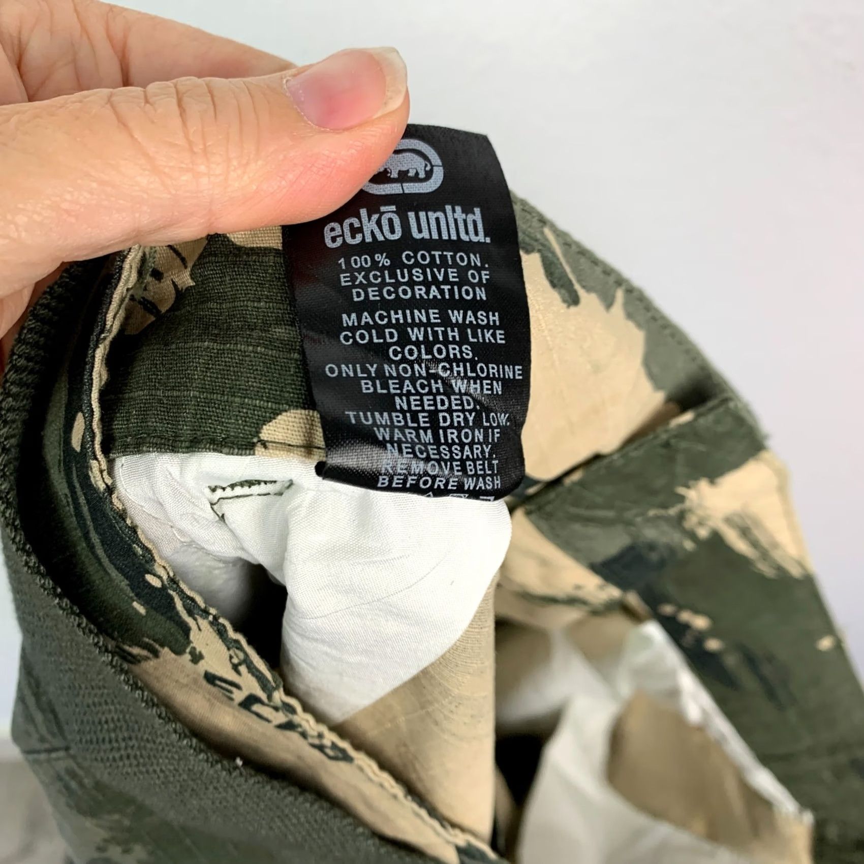 Ecko Unltd. VINTAGE Ecko Camo Belted Shorts Size US 38 / EU 54 - 8 Thumbnail