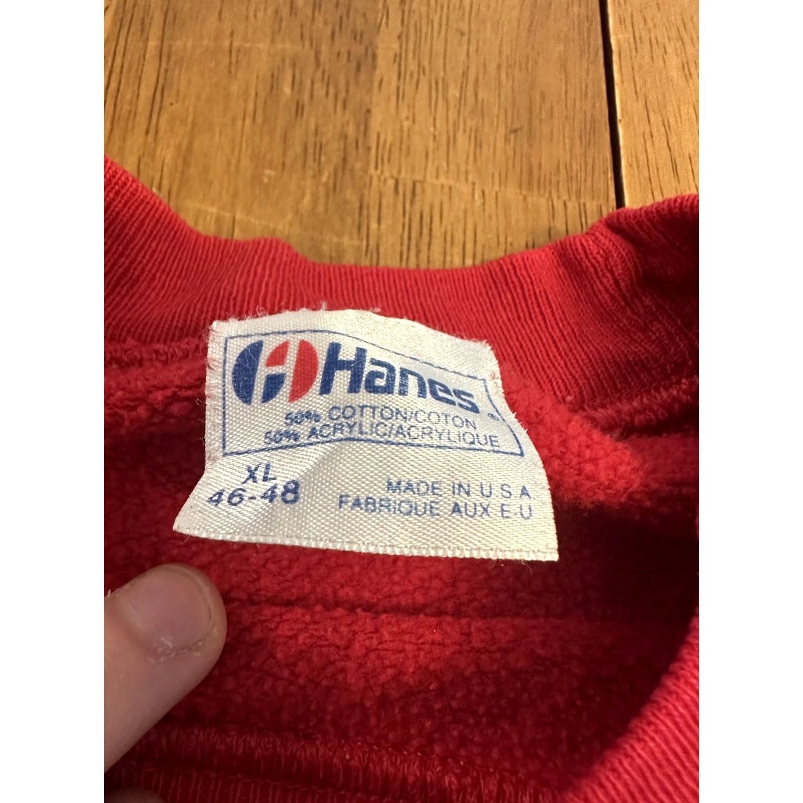 Hanes VINTAGE Hanes Sweatshirt Crewneck Red XL 80s Games Men Pullover Size US XL / EU 56 / 4 - 3 Thumbnail