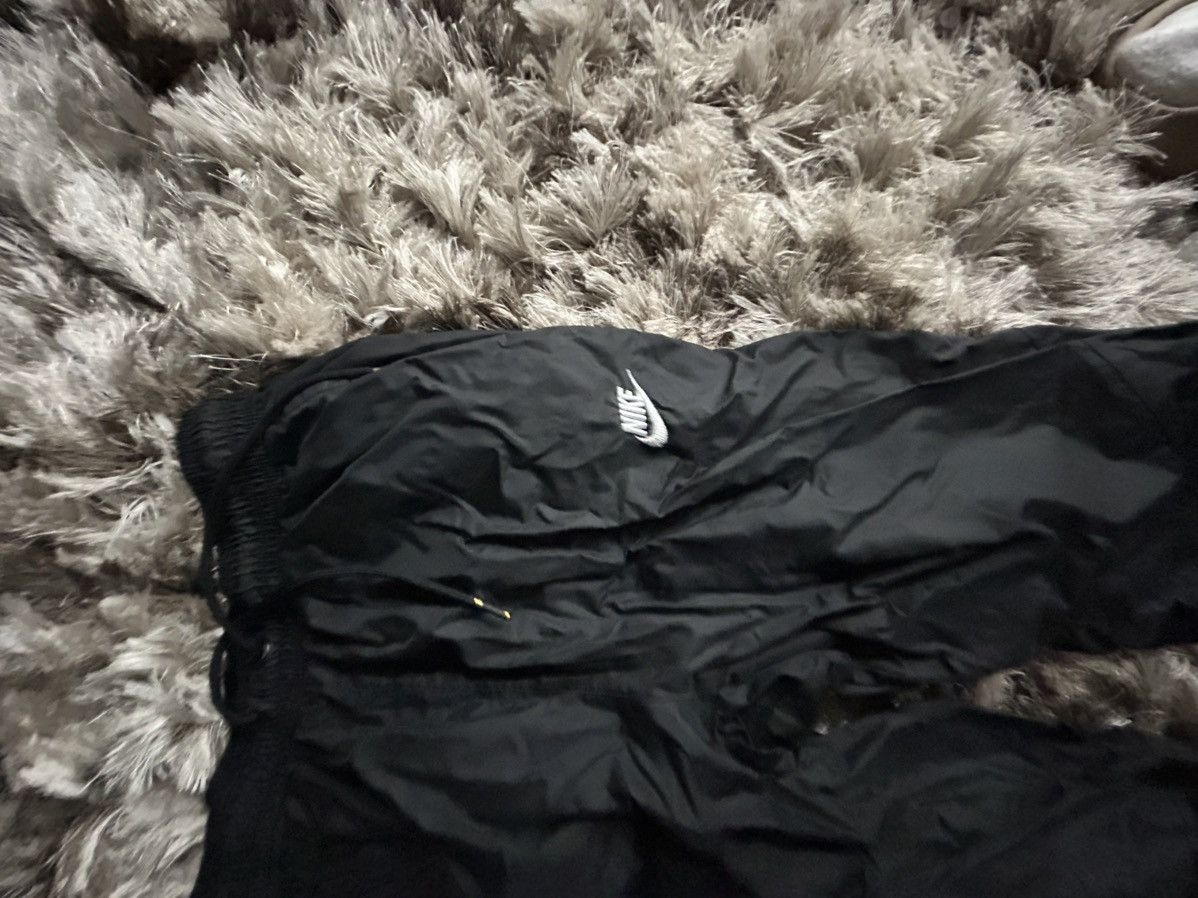 Nike Nylon nike pants Size US 32 / EU 48 - 1 Thumbnail