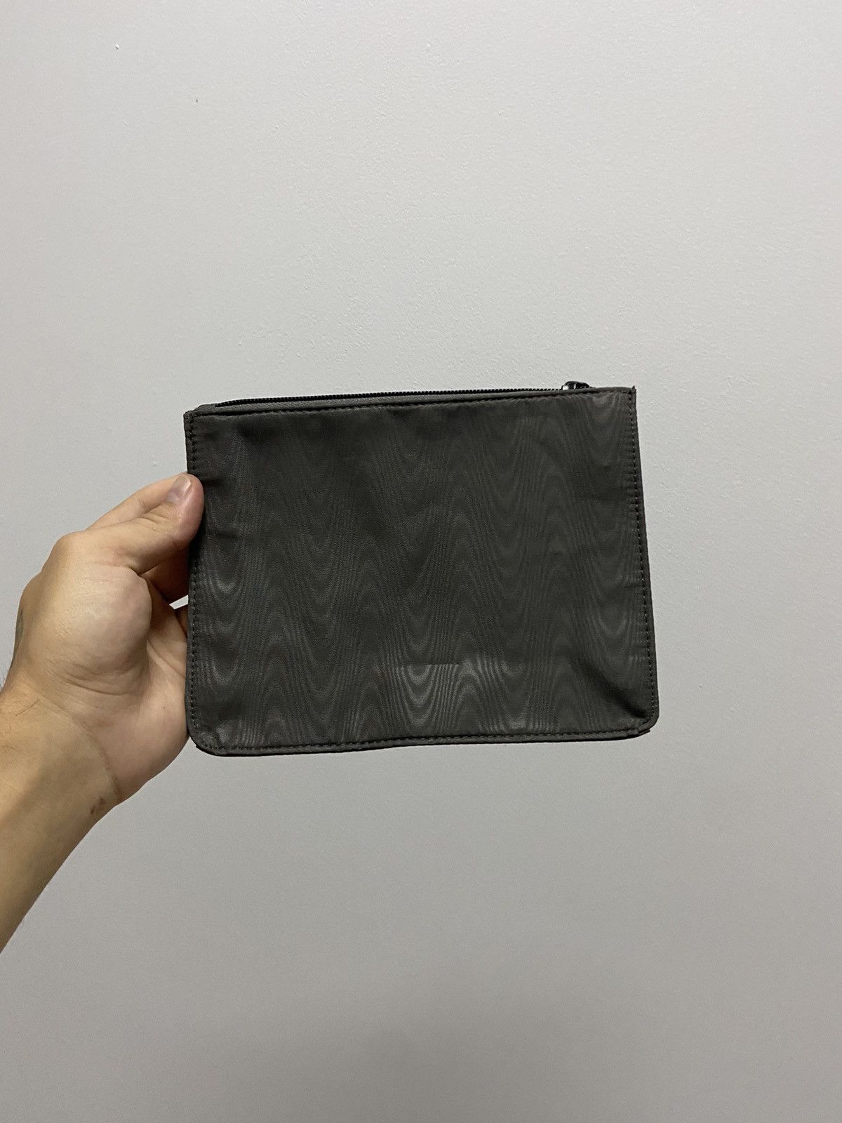 Gucci Gucci Small Pouch Cosmetic Bag Small Logo Size ONE SIZE - 2 Thumbnail