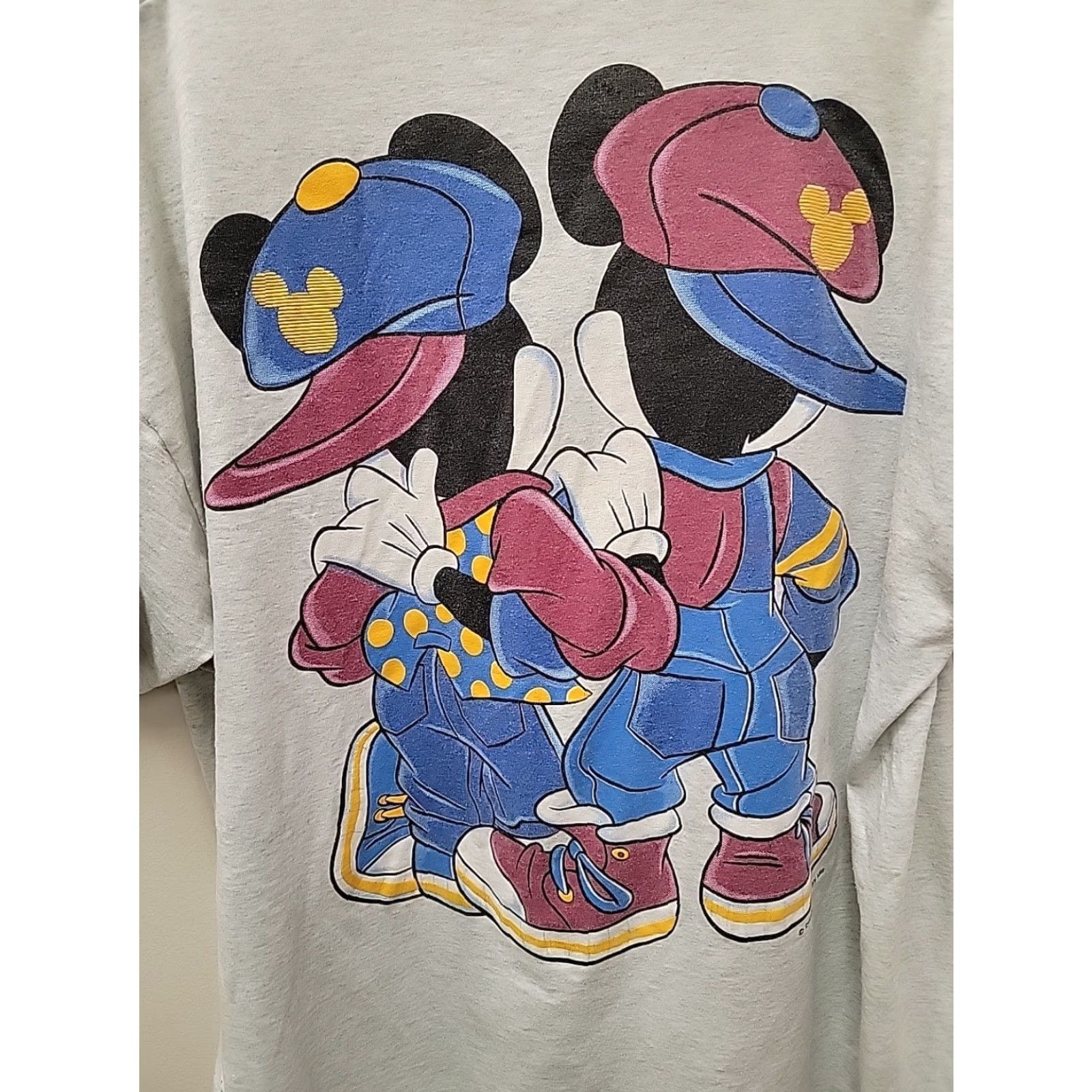 Fruit Of The Loom VINTAGE Mickey Mouse Minnie Mouse Graphic T-shirt Mens XL Gray 90s Cartoon Hip Hop Rap Shirt Mens XL Size US XL / EU 56 / 4 - 5 Thumbnail