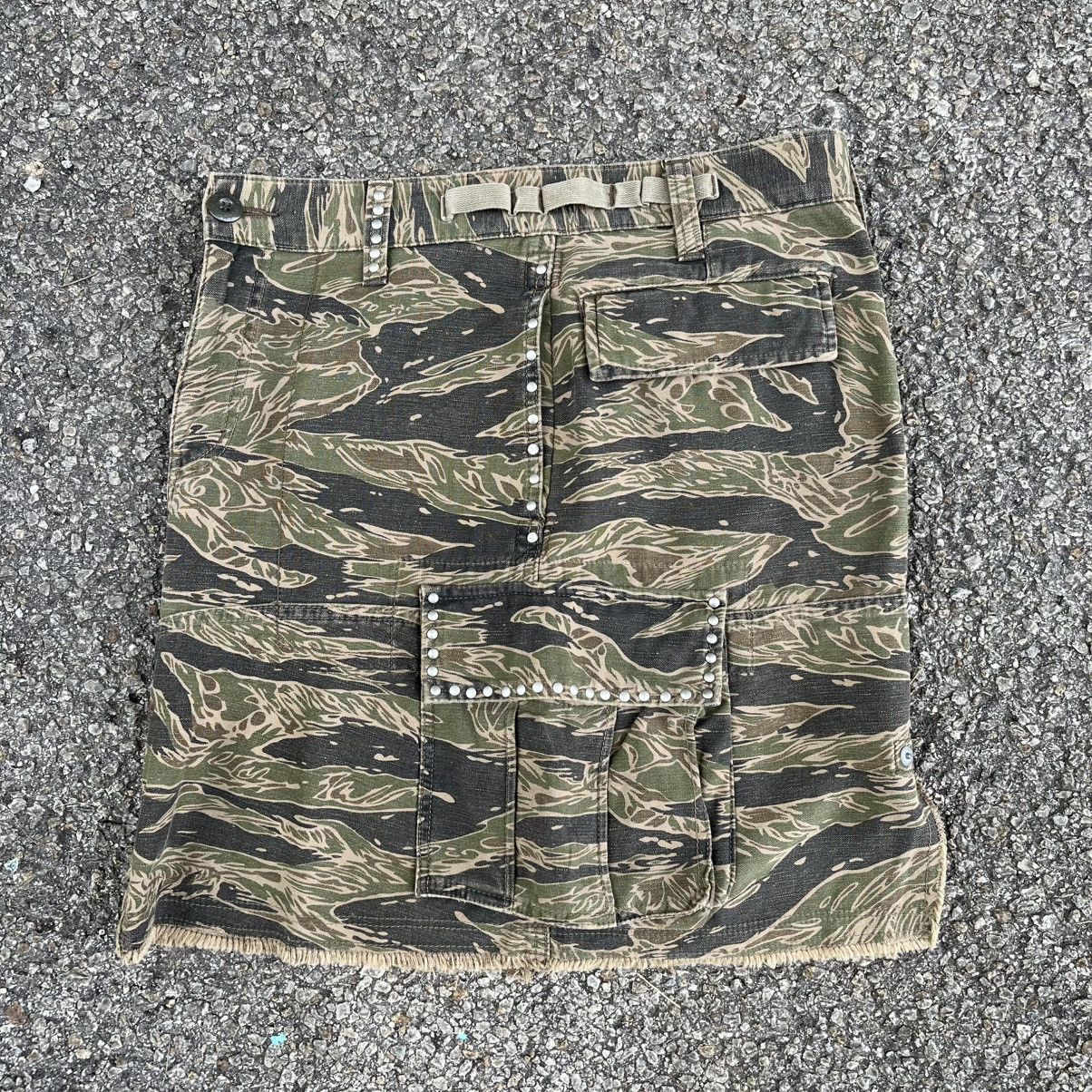 Hysteric Glamour RARE‼️Hysteric Glamour Camo Tiger Stripe Cargo Skirt RRL Size 30" / US 8 / IT 44 - 13 Thumbnail