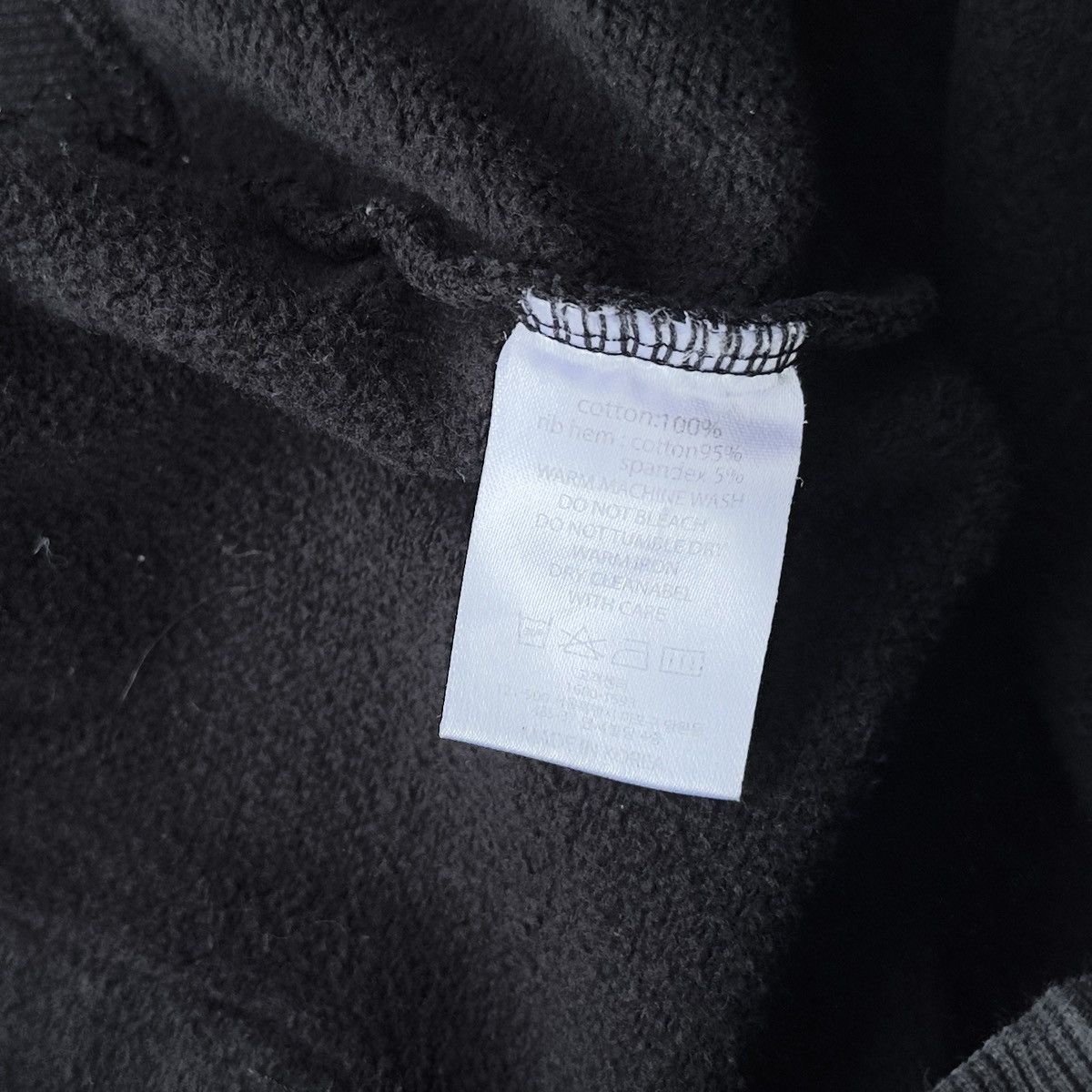 I Am Not A Human Being I AM NOT A HUMAN BEING SPELL OUT BIG LOGO BACKHIT HOODIE Size US L / EU 52-54 / 3 - 11 Thumbnail