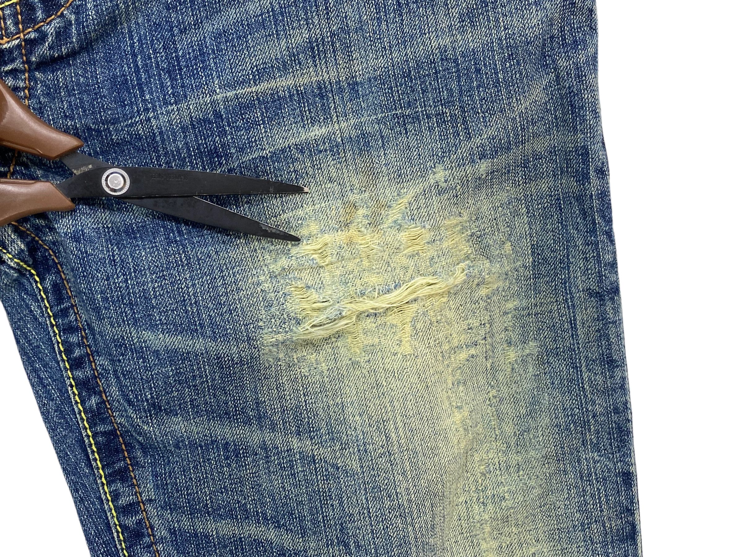 Vanquish Vanquish Denim Jeans Japanese Distressed Jeans Pants Size US 33 - 10 Thumbnail