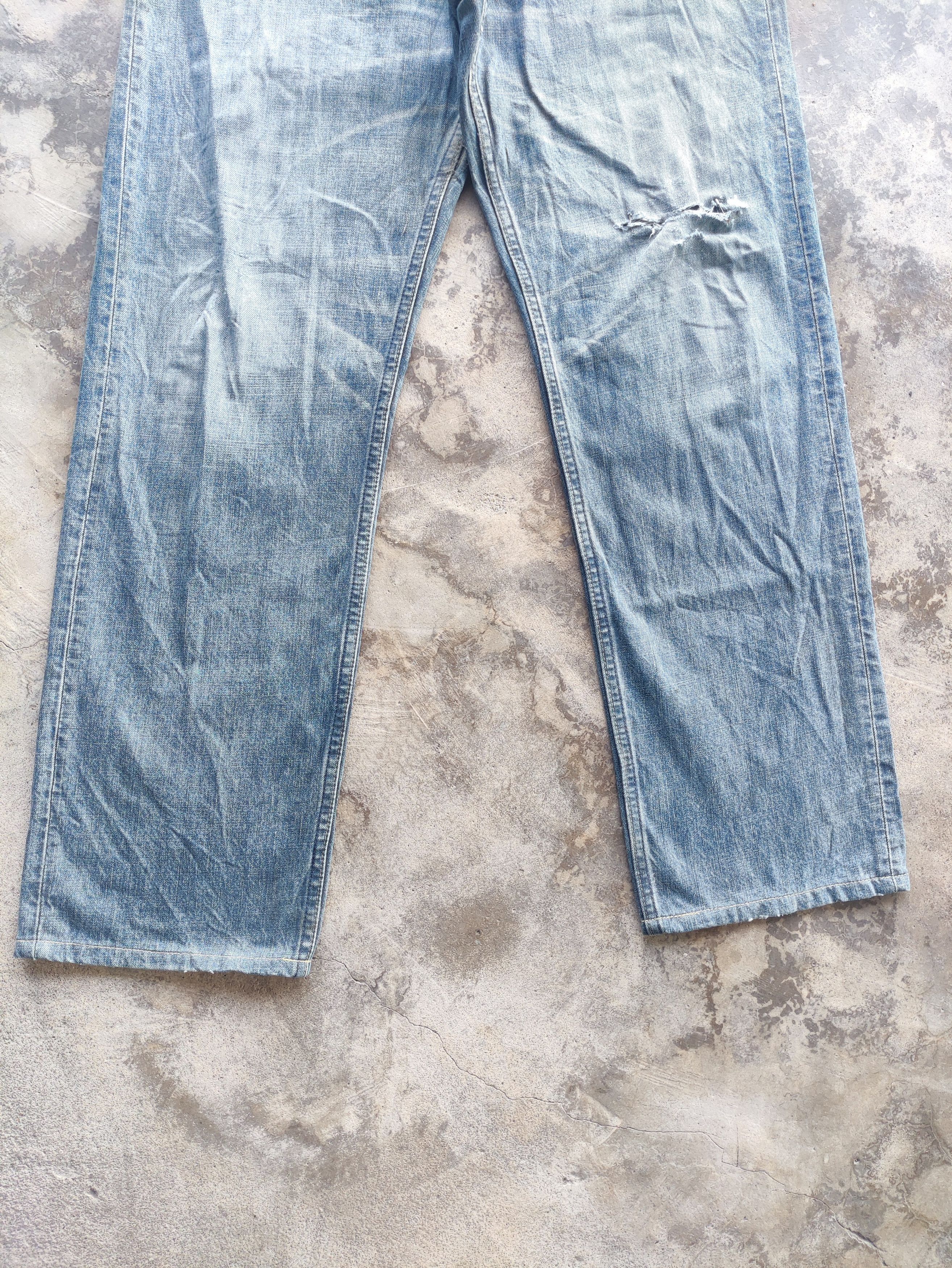 Levi's Vintage Levi's Baggy Jean Faded Distress Pants Size US 34 / EU 50 - 4 Thumbnail