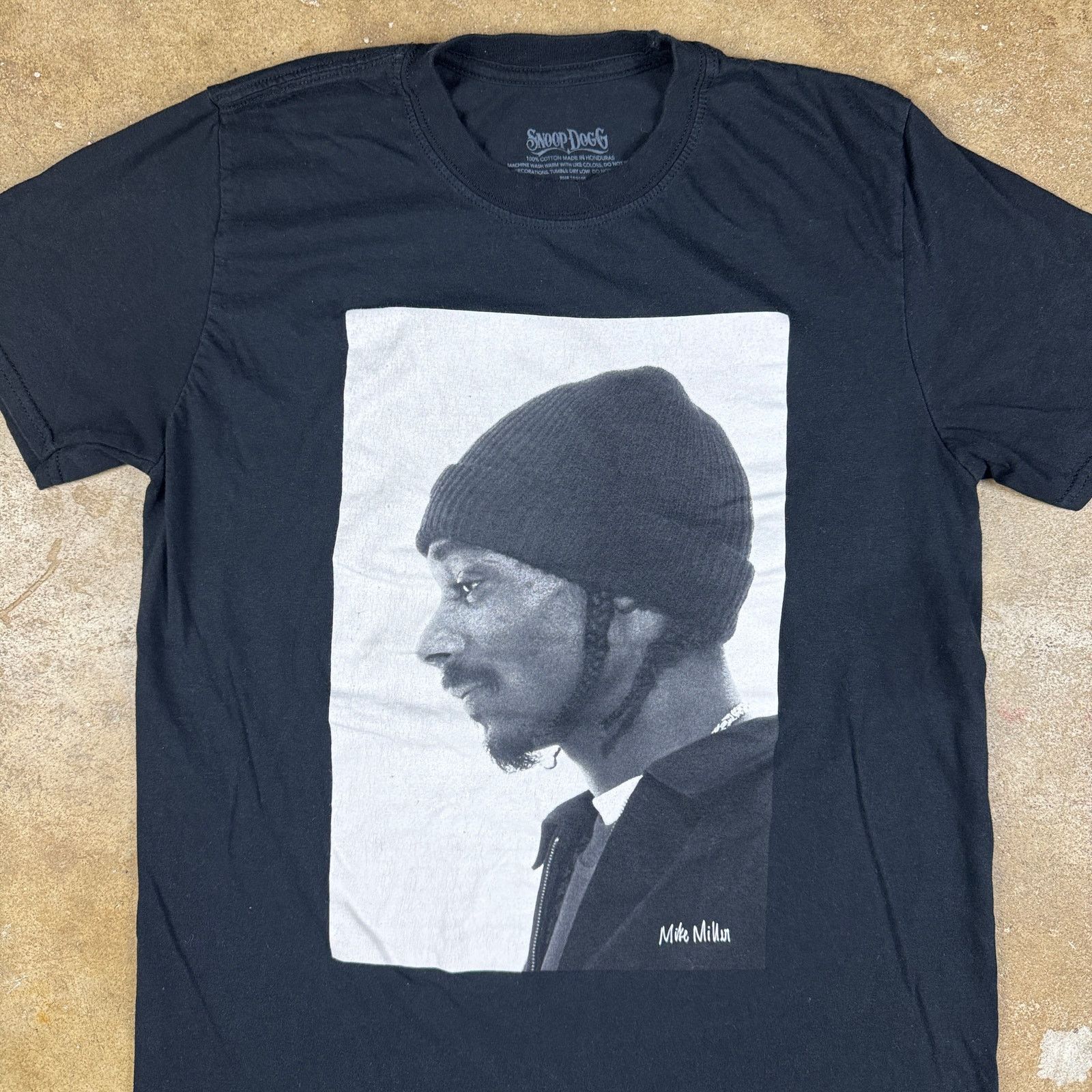 Snoop Dogg Snoop Dogg Graphic Tee Men’s M Black Mike Miller Portrait Size US M / EU 48-50 / 2 - 2 Thumbnail
