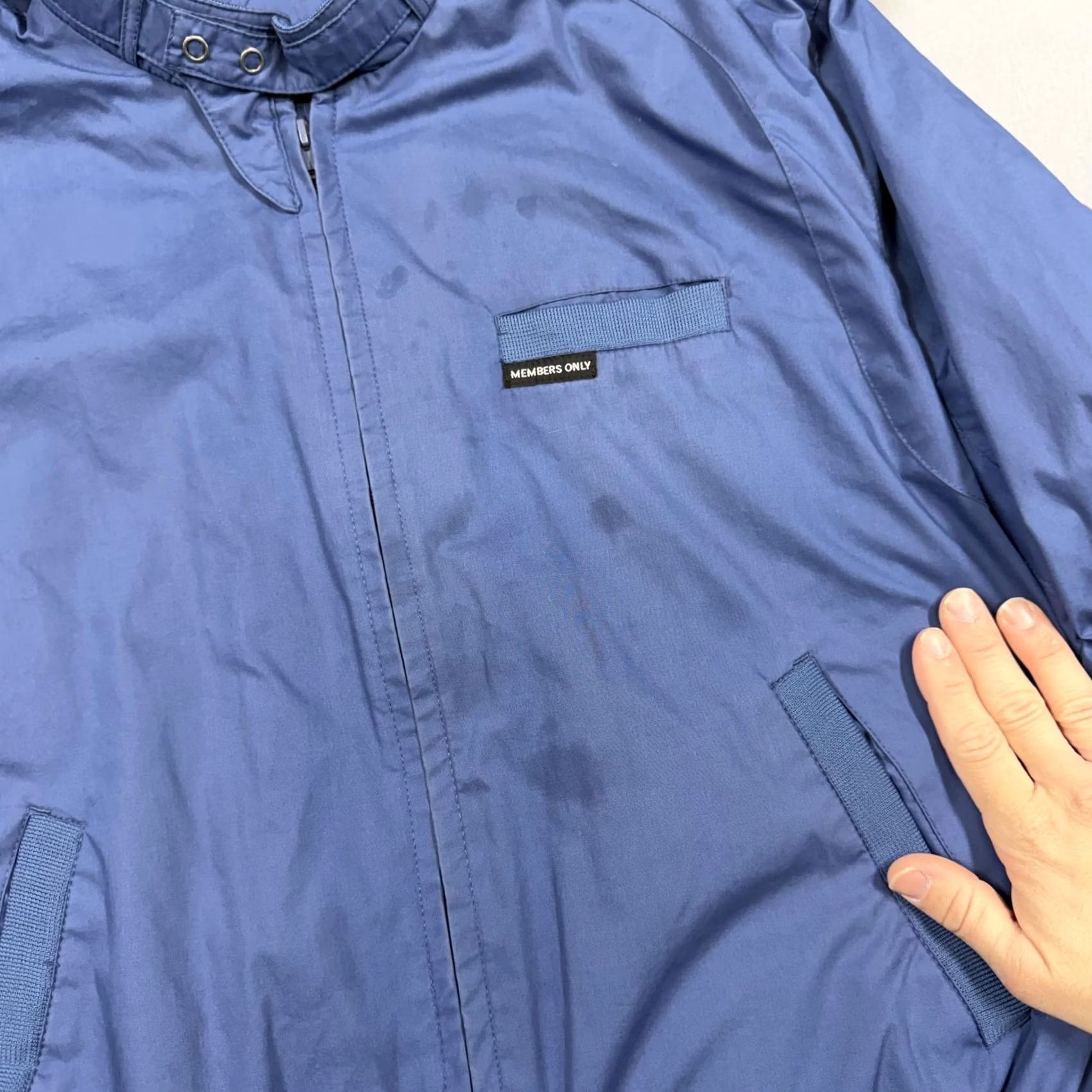 Members Only Members Only Jacket Mens L Blue Bomber Full Zip Lined Pockets Epaulet Stand-Up Collar Vintage? No Size US L / EU 52-54 / 3 - 2 Thumbnail