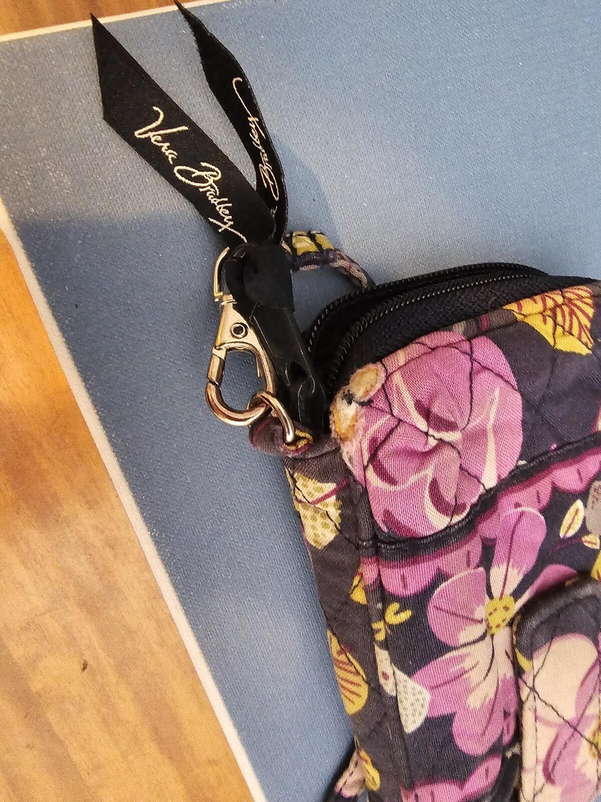 Other Vera Bradley Quilted Wristlet with Floral and Bird Pattern Size ONE SIZE - 2 Thumbnail
