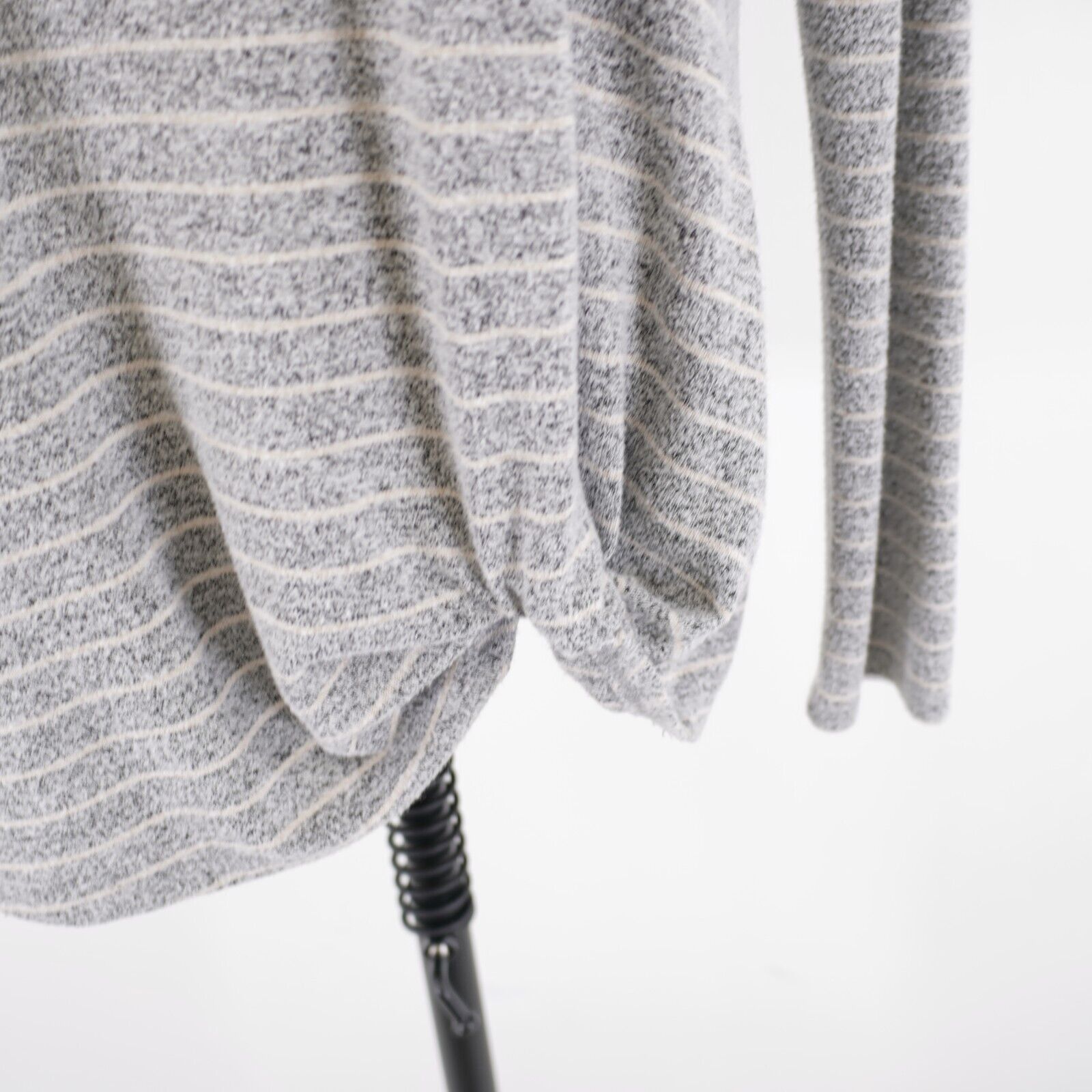 Designer Max & Mia Gray Striped Scoop Neck Front Scrunch Wrap Sweater Size M / US 6-8 / IT 42-44 - 2 Thumbnail