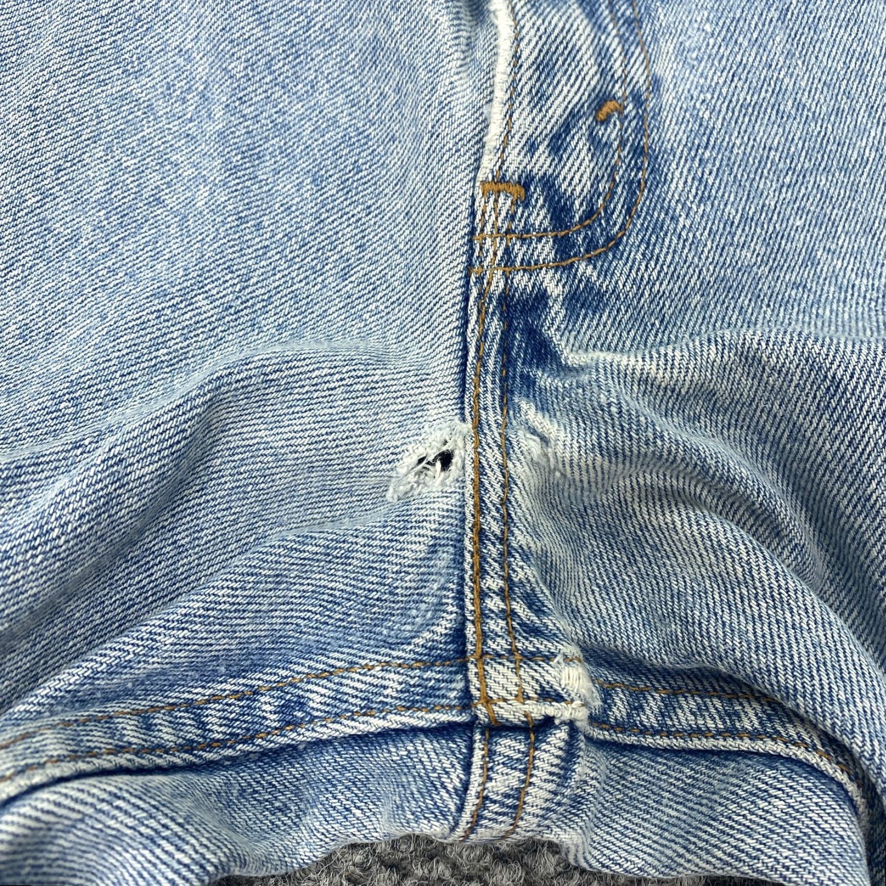 Levi's VINTAGE Levi's 560 Jeans Men 32x30 Casual Relaxed Fit Denim Distressed 90s Y2K Grunge Size US 32 / EU 48 - 7 Thumbnail