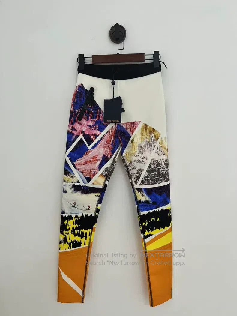 Louis Vuitton Louis Vuitton Geometric print leggings pants Size US 36 / EU 52 - 1 Thumbnail
