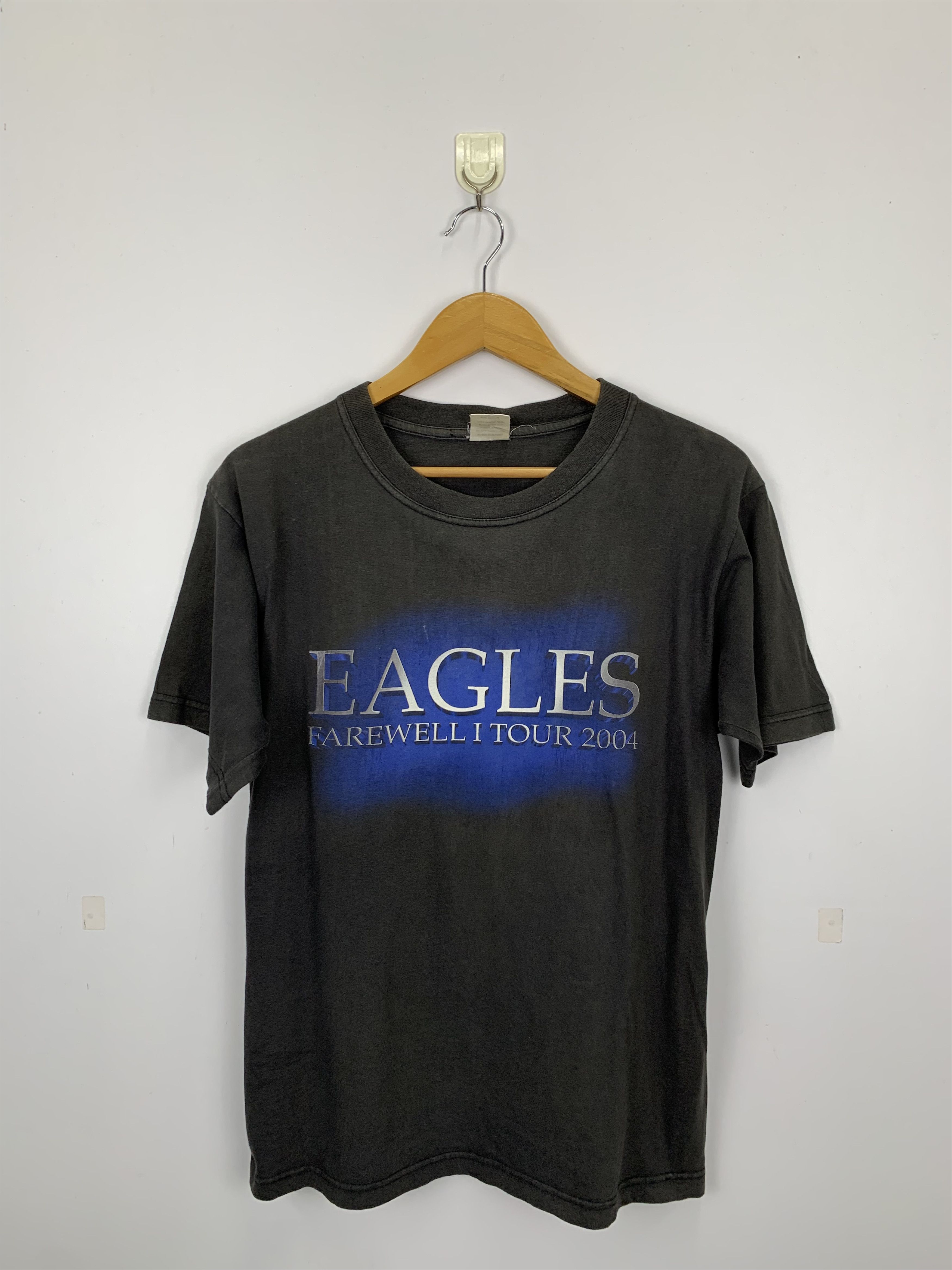 Band Tees Vintage 2004 Eagles Farawell Tour T Shirt TA0175 Size US S / EU 44-46 / 1 - 1 Thumbnail