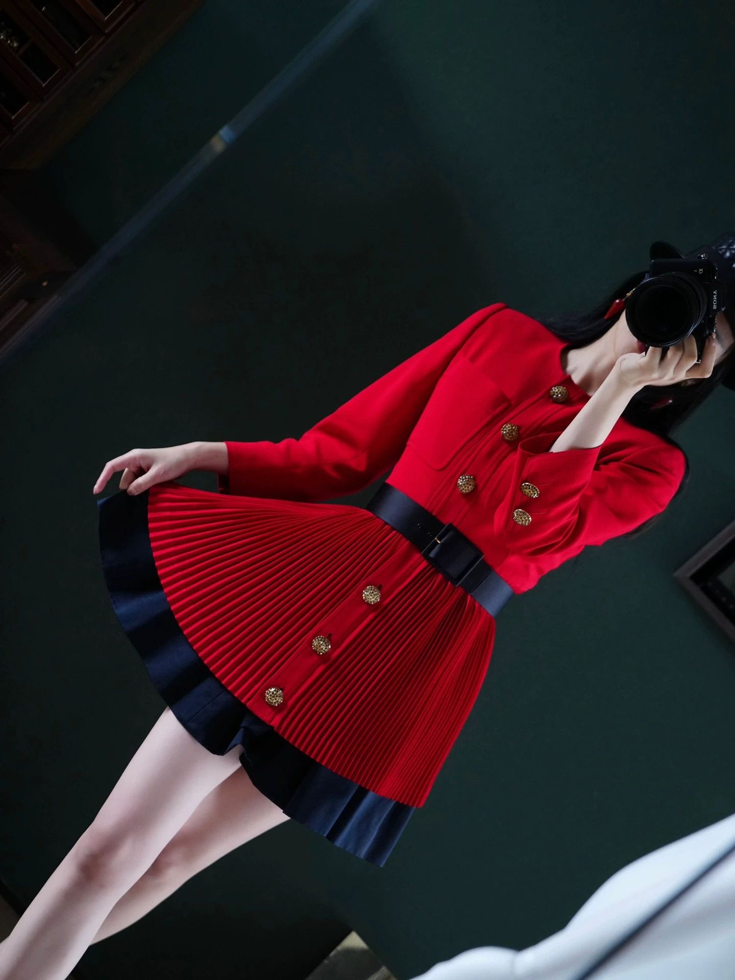Valentino Valentino Vintage Wool Pleated Red Gemstone Button Blazer Size M / US 6-8 / IT 42-44 - 6 Thumbnail