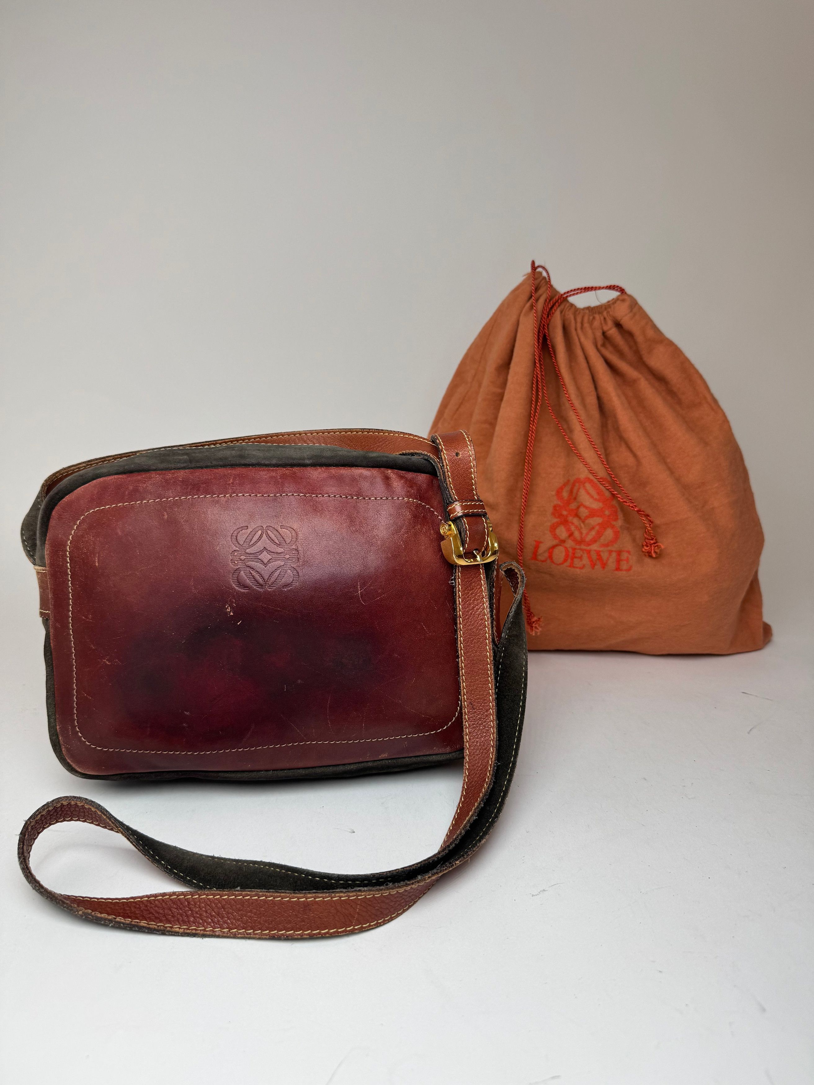 Loewe Vintage Madrid Suede Leather bag Red Green Size ONE SIZE - 1 Thumbnail