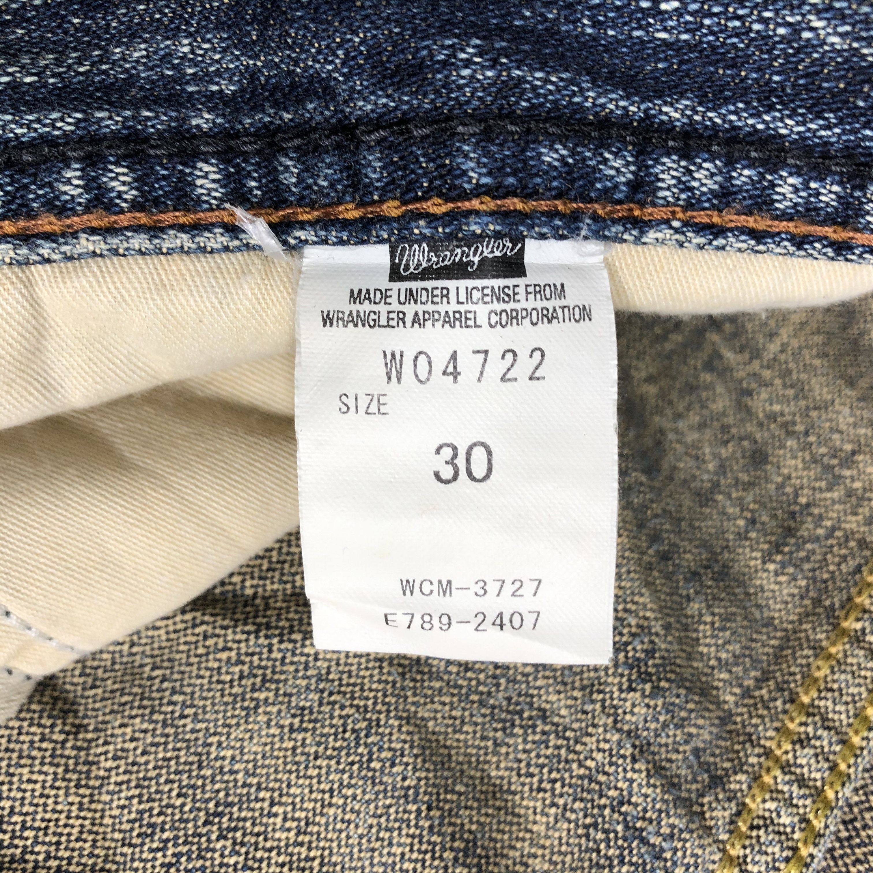 Vintage Vintage Wrangler Jeans Faded Blue Distressed Denim KJ2086 Size US 30 / EU 46 - 6 Thumbnail