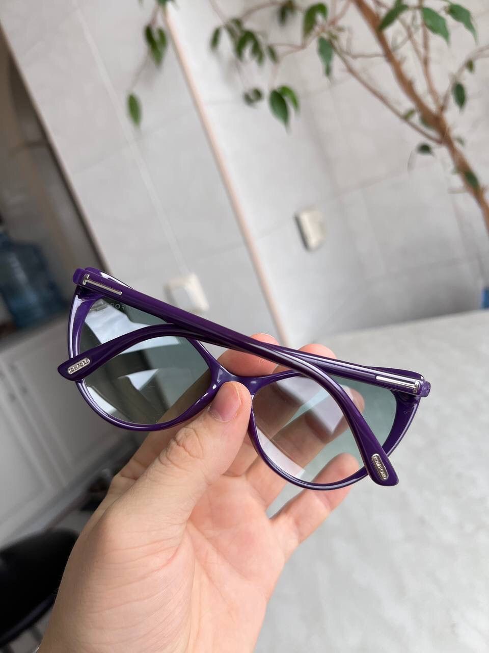 Tom Ford Tom Ford Anastasia Sunglasses Eyewear's Purple Cat Eye Frame Size ONE SIZE - 14 Thumbnail