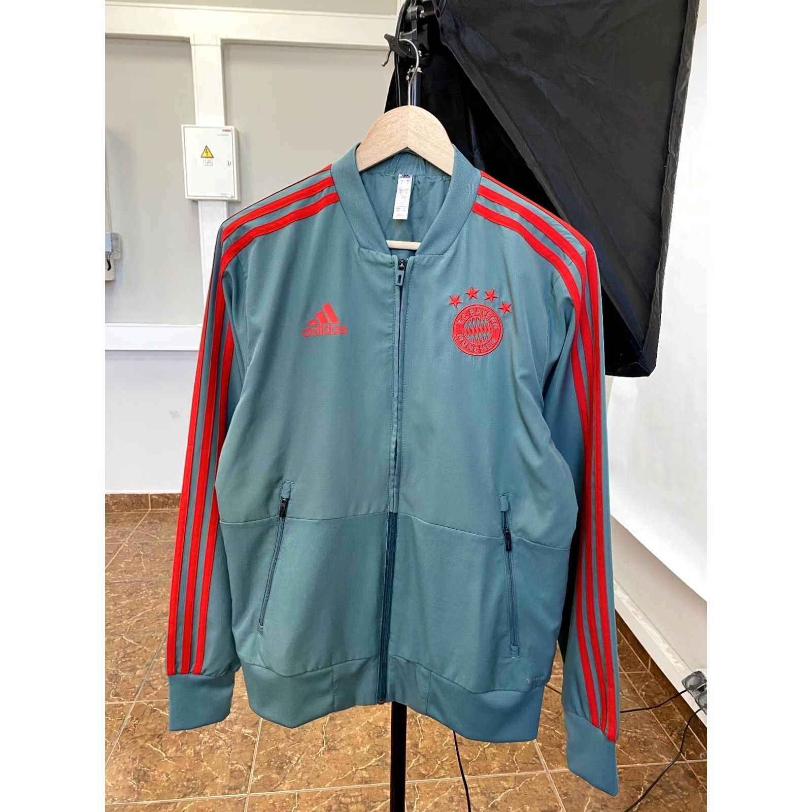 Adidas Y2K Adidas FC Bayern Munich Zip Sweatshirt Retro Blokecore size S color green Size US S / EU 44-46 / 1 - 2 Thumbnail