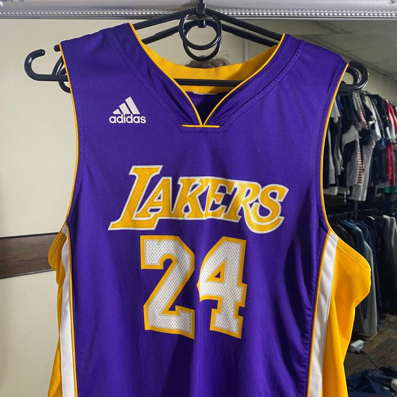 NBA Laker #8 Kobe Bryant Jersey Double Stitched Purple Size US M / EU 48-50 / 2 - 5 Thumbnail