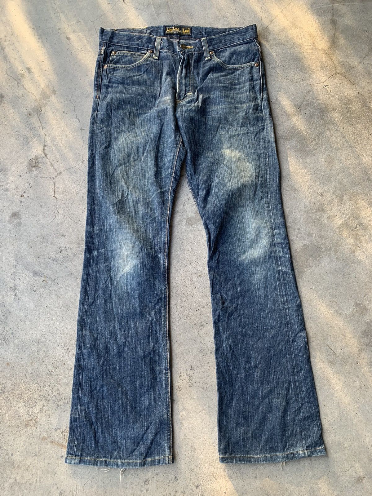 Lee Flare Lee Rider & faded blue. Size US 32 / EU 48 - 13 Thumbnail