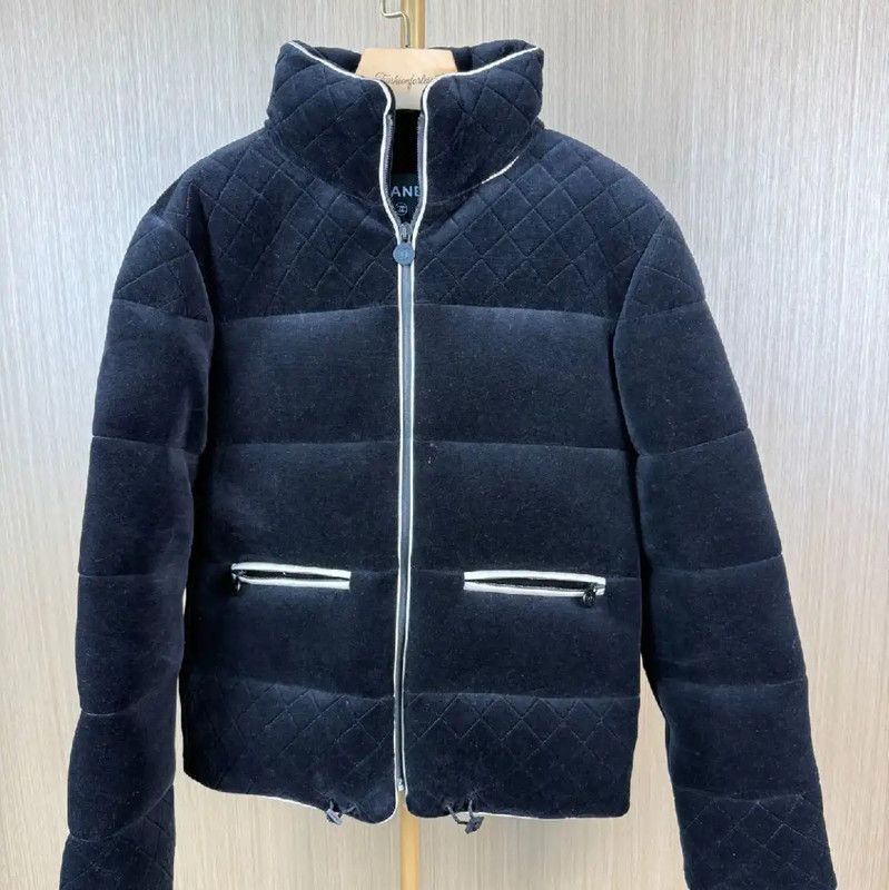 Chanel Chanel Black Cotton Puffer Jacket 0089 Size M / US 6-8 / IT 42-44 - 1 Thumbnail