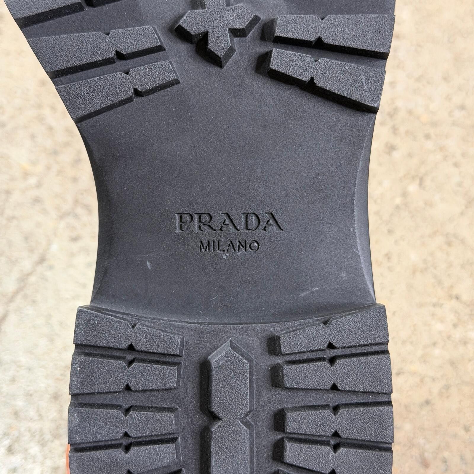 Prada Prada Leather Loafers Size US 9 / EU 42 - 10 Thumbnail