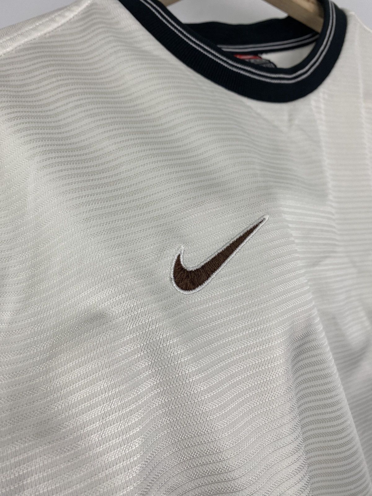 Nike 🇺🇸 Vintage 90s Nike T-Shirt Rare Retro Hype Y2K Size US S / EU 44-46 / 1 - 7 Thumbnail