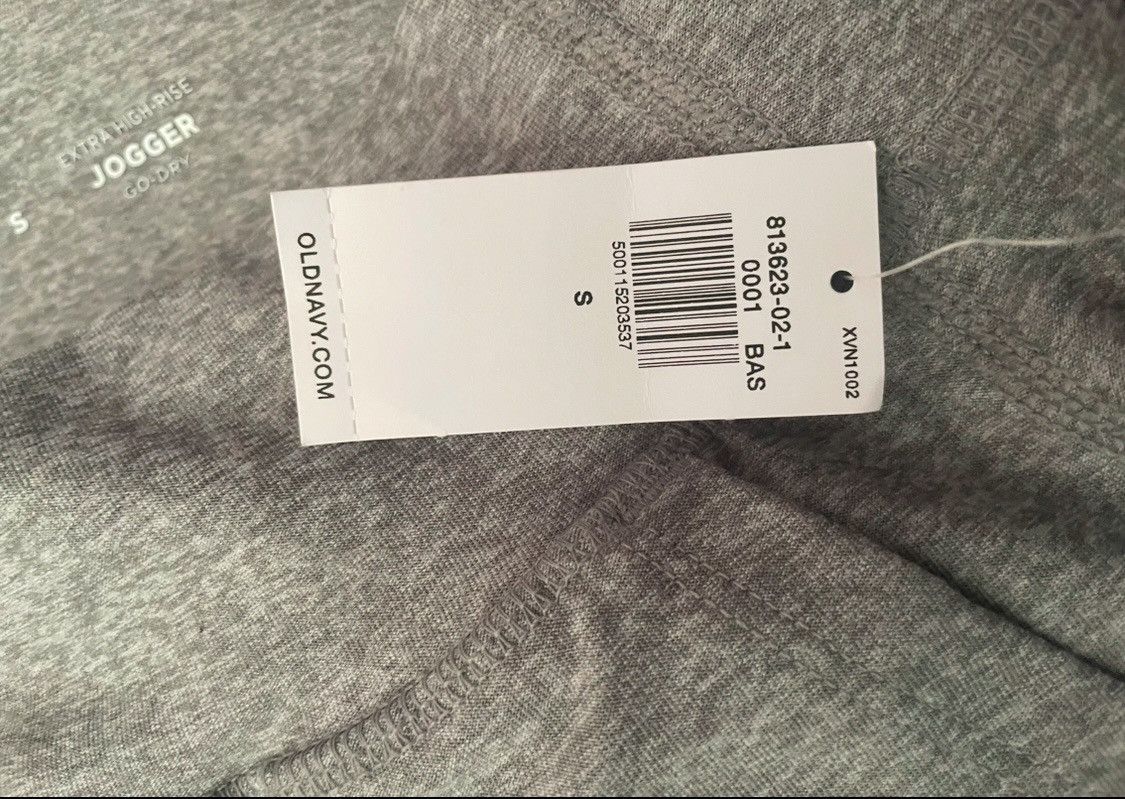 Old Navy Grey Old Navy High Rise joggers with pockets. Brand NEW!! Size 27" / US 4 / IT 40 - 3 Thumbnail
