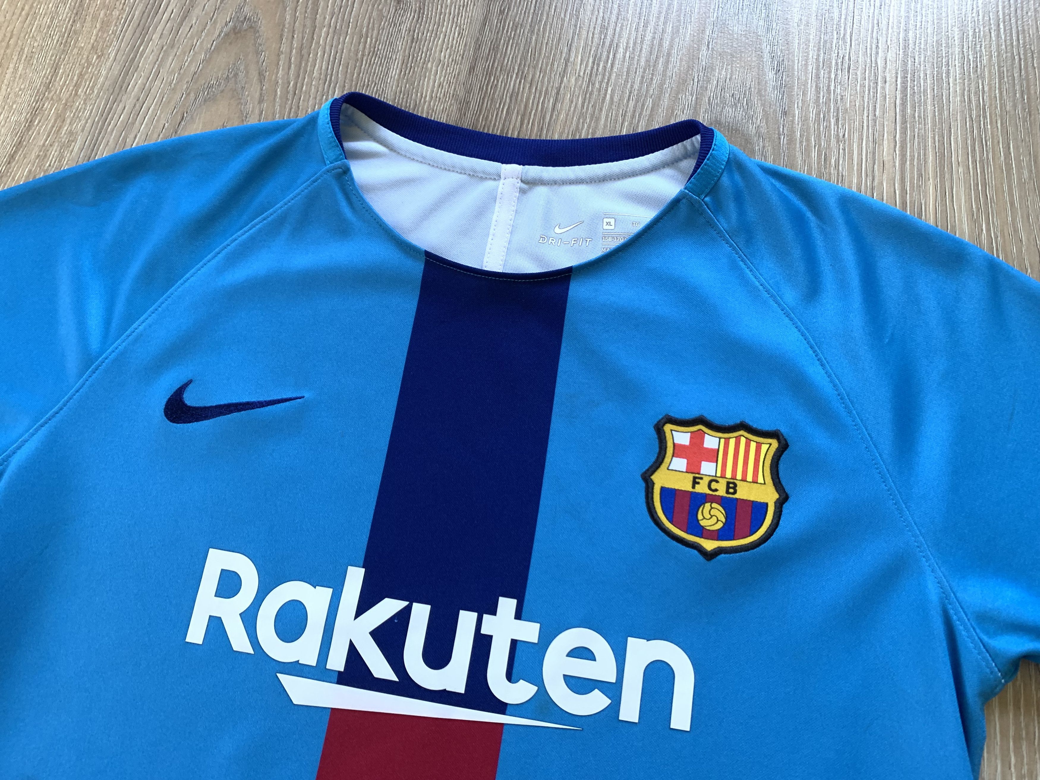 Nike Youth Nike FCB Jersey 2019-2020 Size US XXS / EU 40 - 4 Thumbnail