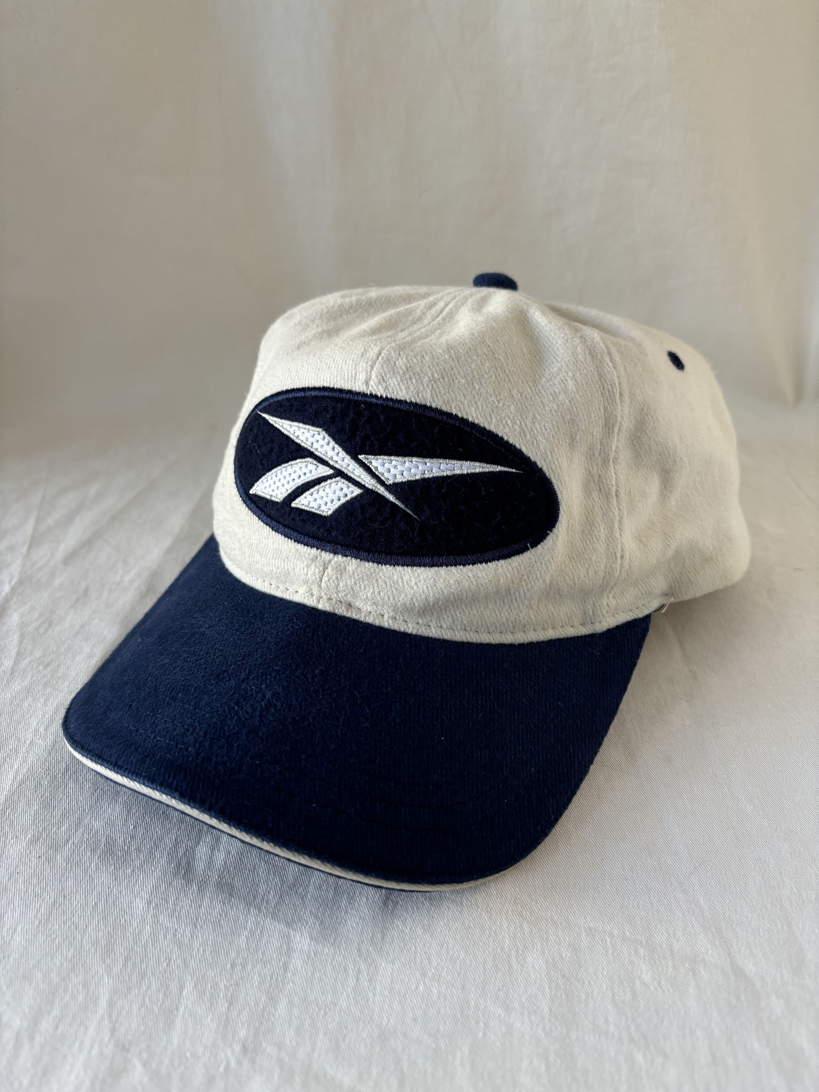 Reebok × Vintage Vintage 90s Reebok Big Logo Cap Size ONE SIZE - 1 Thumbnail