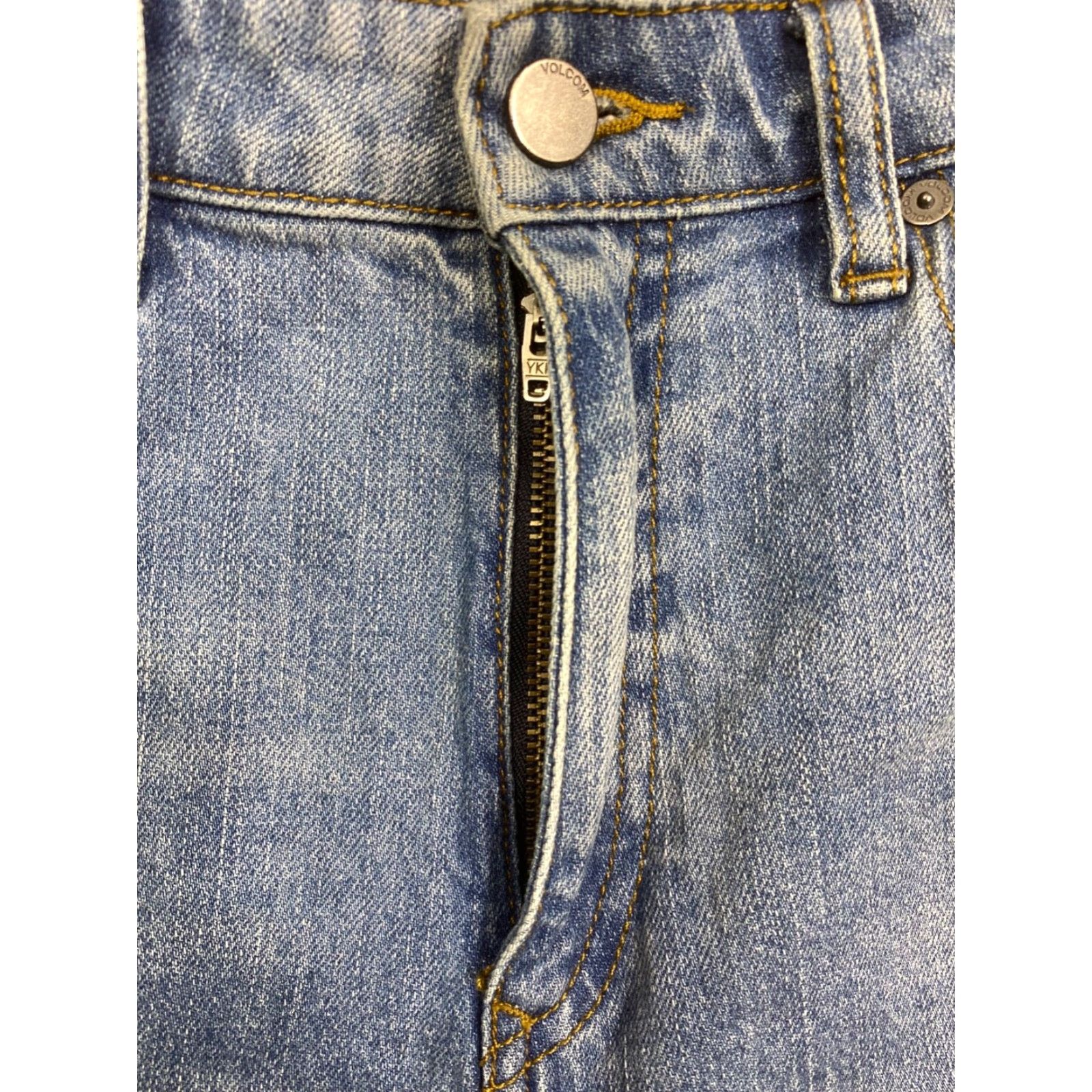 Volcom VINTAGE Volcom Jeans Mens Medium Washed Solver Style Modern Straight Cotton 30x27 Blue Denim 7060 Mens Jeans Straight Size US 30 / EU 46 - 3 Thumbnail
