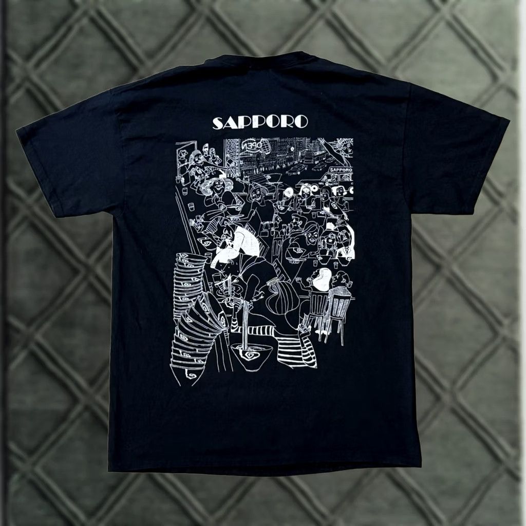 Gildan VINTAGE Sapporo New York City T-Shirt Gildan Ultra Cotton Unisex Black 2000s Large Crew Neck Short Sleeve City Food Japan USA Logo Graphic Print Size US L / EU 52-54 / 3 - 1 Thumbnail