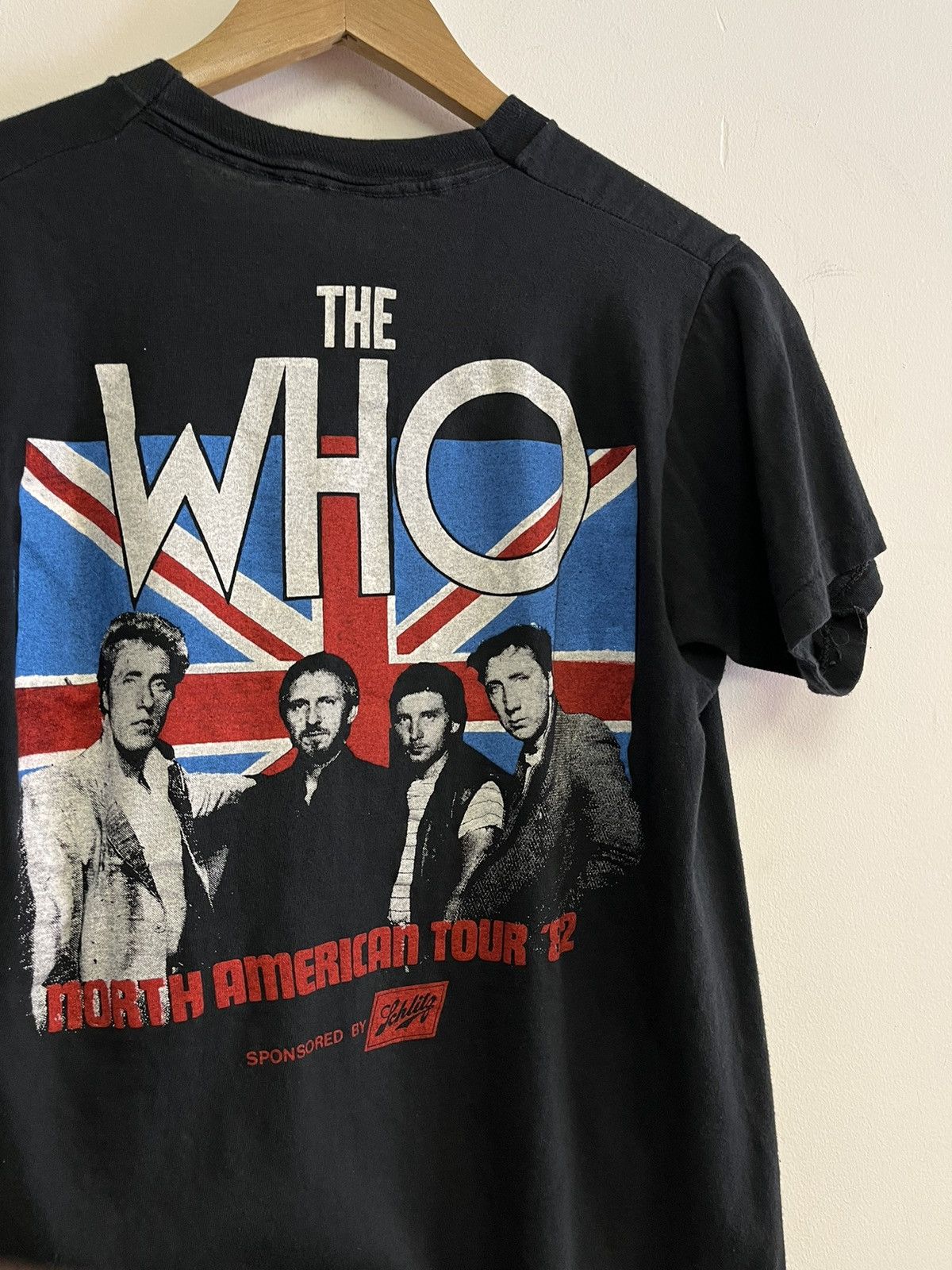 Vintage 1982 The Who Band Tee Size US M / EU 48-50 / 2 - 5 Thumbnail