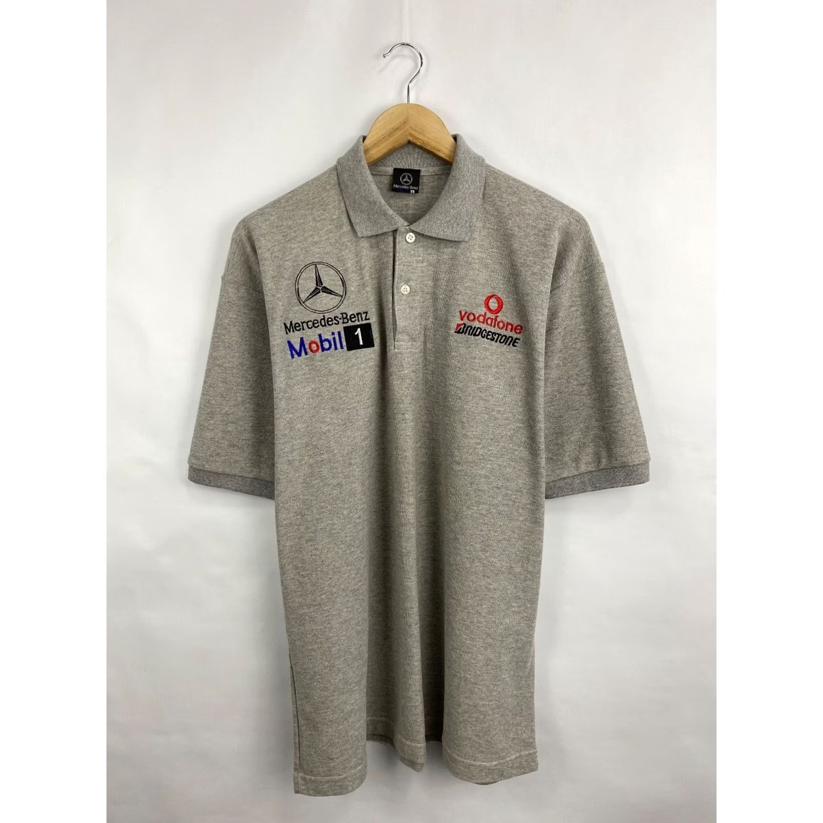 Mercedes-Benz VINTAGE Mercedes-Benz Mobil 1 West Racing Vodafone Rare polo XL gray Men Polo XL gray 90s Mercedes-Benz Mobil 1 Racing Polo 90s Mens Size US XL / EU 56 / 4 - 3 Thumbnail