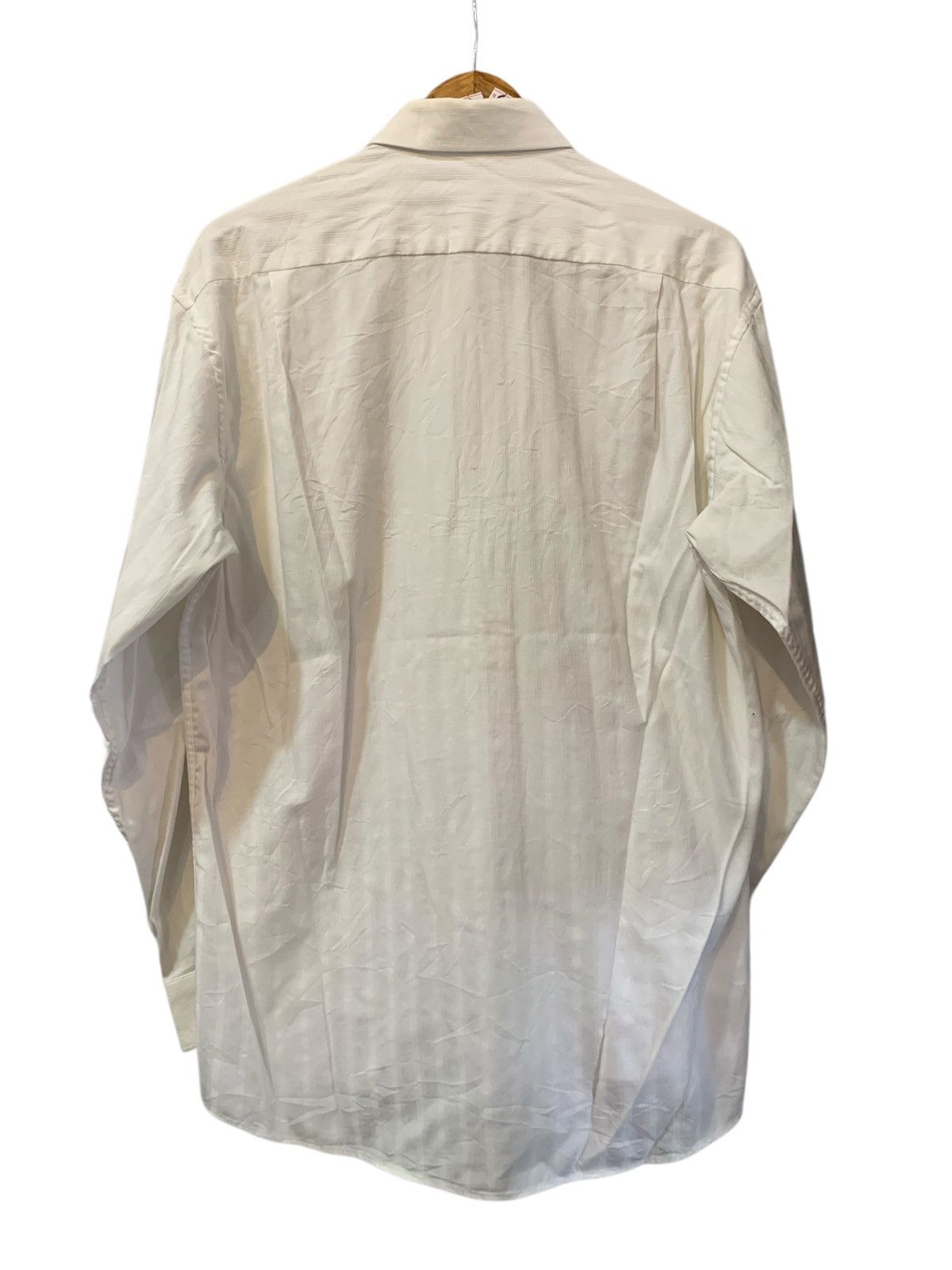 Balenciaga Balenciaga button up longsleeve formal white plain Size US XL / EU 56 / 4 - 2 Thumbnail