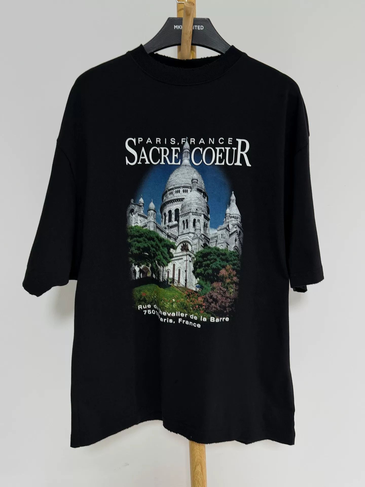 Balenciaga Balenciaga Castle Print Short - Sleeved T - Shirt Size XXS / US 00 / IT 34 - 1 Thumbnail