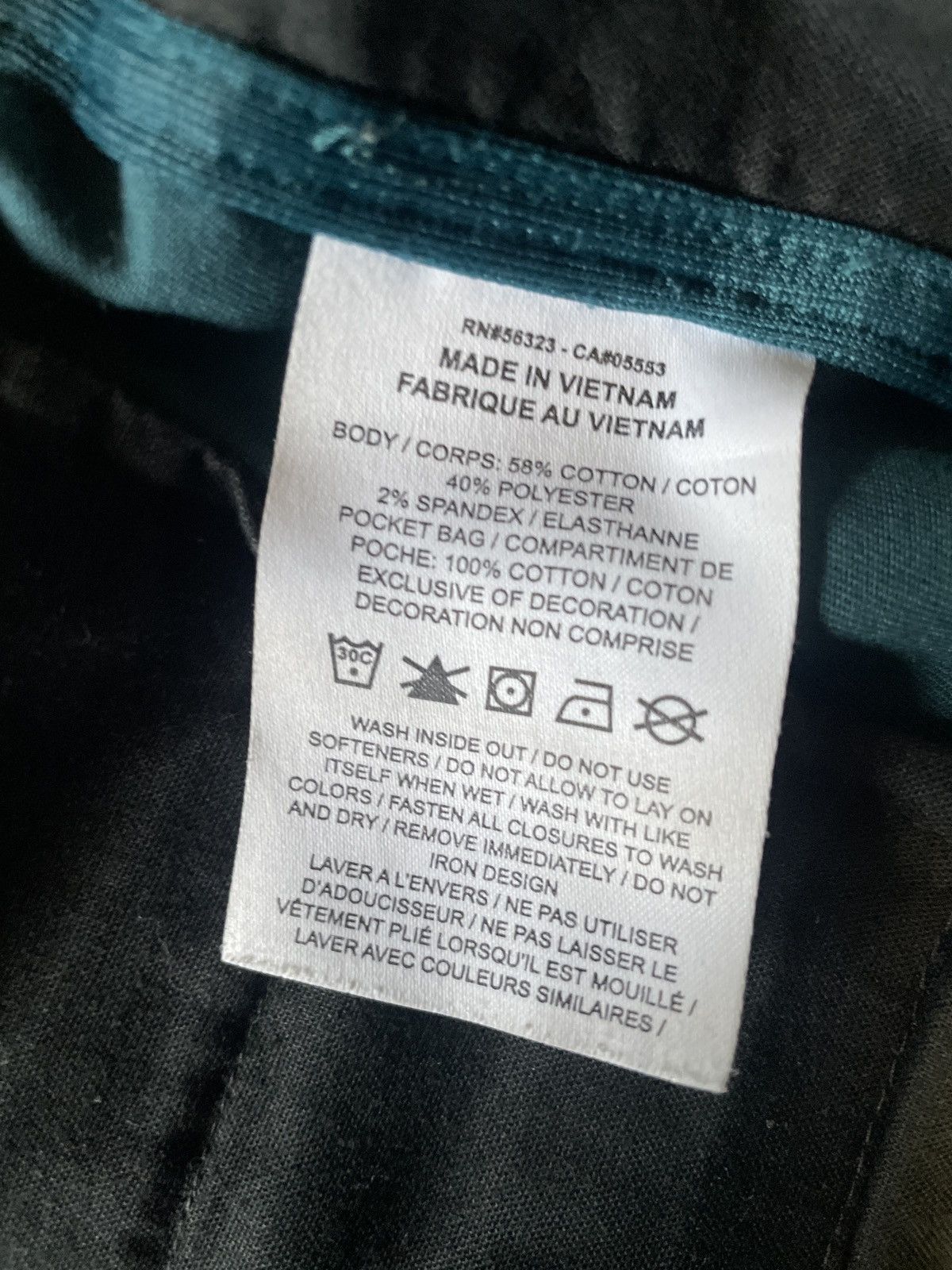 Nike ACG Nike ACG Men’s/Unisex Woven Cargo Pants, black Size US 30 / EU 46 - 5 Thumbnail
