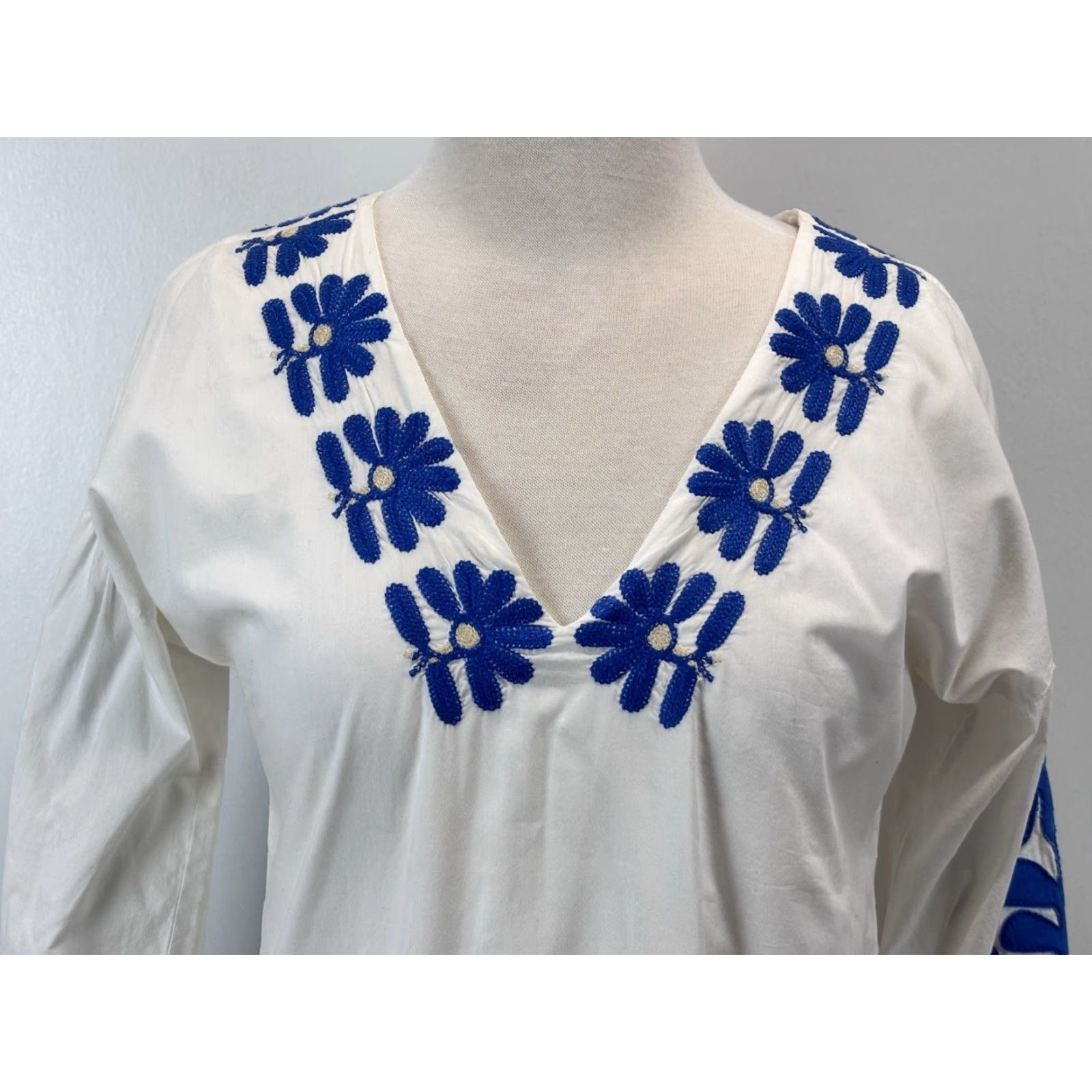 Madewell Madewell Dress Womens XS White/Blue Floral Embroidered Shift Boho Cotton 3/4 Sleeve V-Neck Womens Size XS / US 0-2 / IT 36-38 - 5 Thumbnail