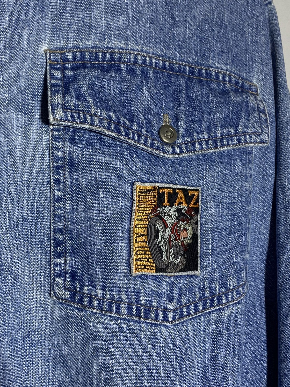 Harley Davidson Rare 90s Harley Davidson Taz Looney Tunes Washed Denim Shirt Size US L / EU 52-54 / 3 - 7 Thumbnail