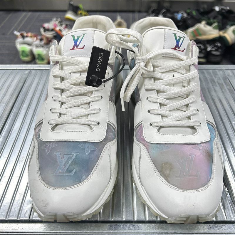 Louis Vuitton Louis Vuitton Run Away White Leather Sneakers - Size US 9.5 / EU 42-43 - 2 Thumbnail