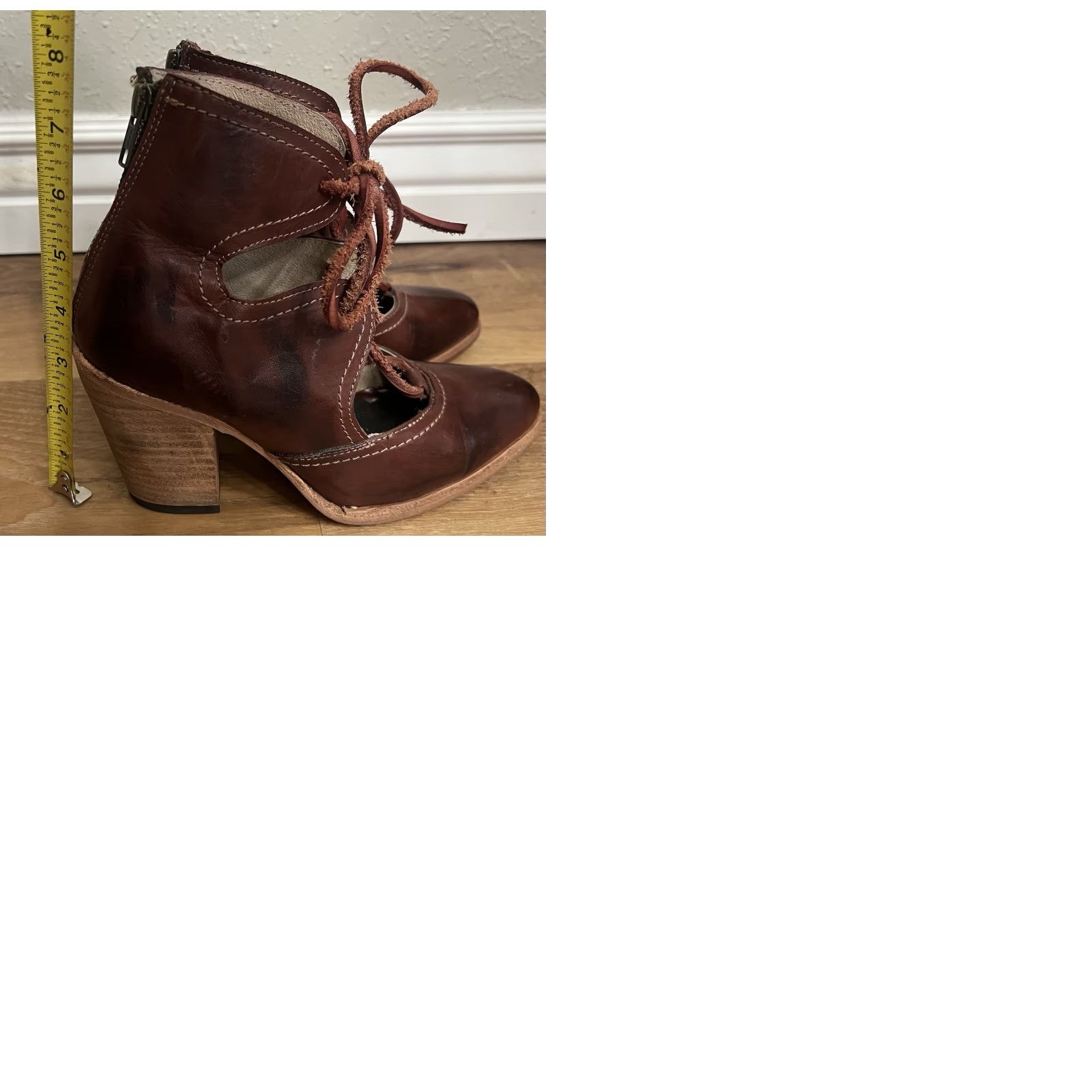 FREEBIRD Freebird By Steven Bootie Womens 7 Red Distressed Suede Leather Insole Block Heel EUC Size US 7 / IT 37 - 9 Thumbnail