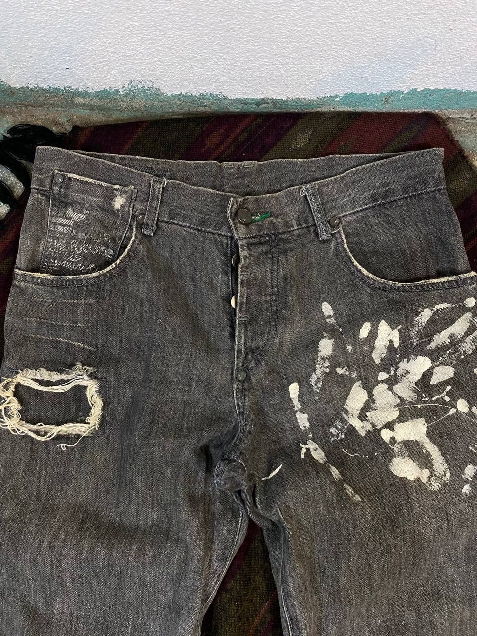 Hurley hurley paint splatter denim distressed design Size US 33 - 9 Thumbnail