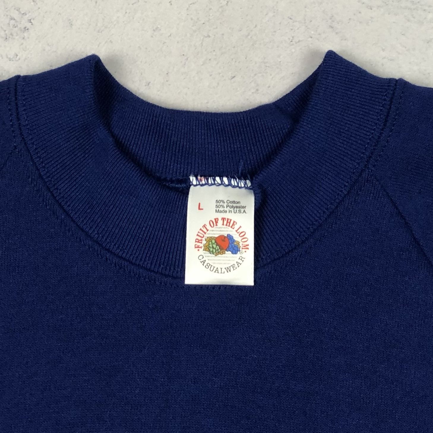 Fruit Of The Loom Vintage 90s Fruit of the Loom Sweatshirt Size US XL / EU 56 / 4 - 2 Thumbnail