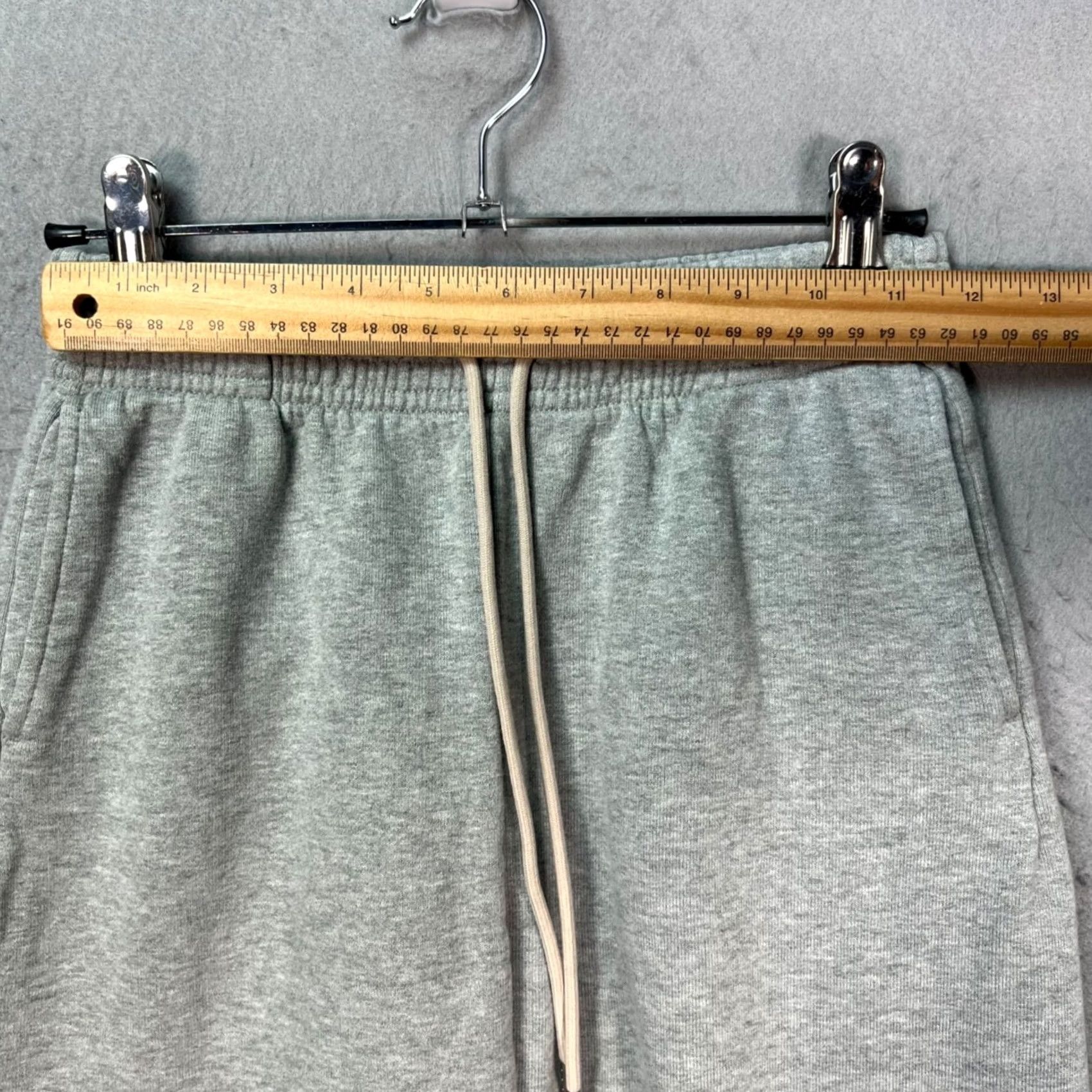 Uniqlo Uniqlo Sweatpants Womens XS Gray Cotton Jogger Elastic Waist Drawstring Cuffed Size 40" / US 18 - 5 Thumbnail