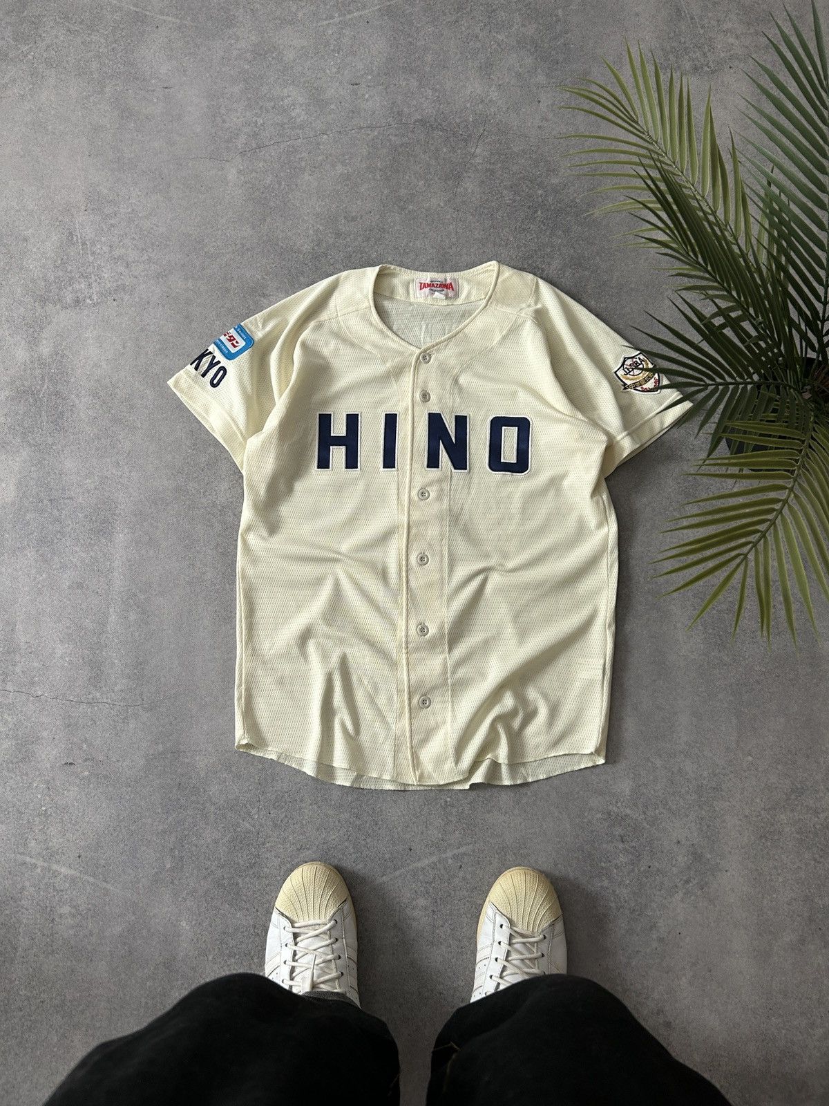 Japanese Brand Vintage Hino Baseball Japanese World Tour jersey mens Size US S / EU 44-46 / 1 - 1 Thumbnail